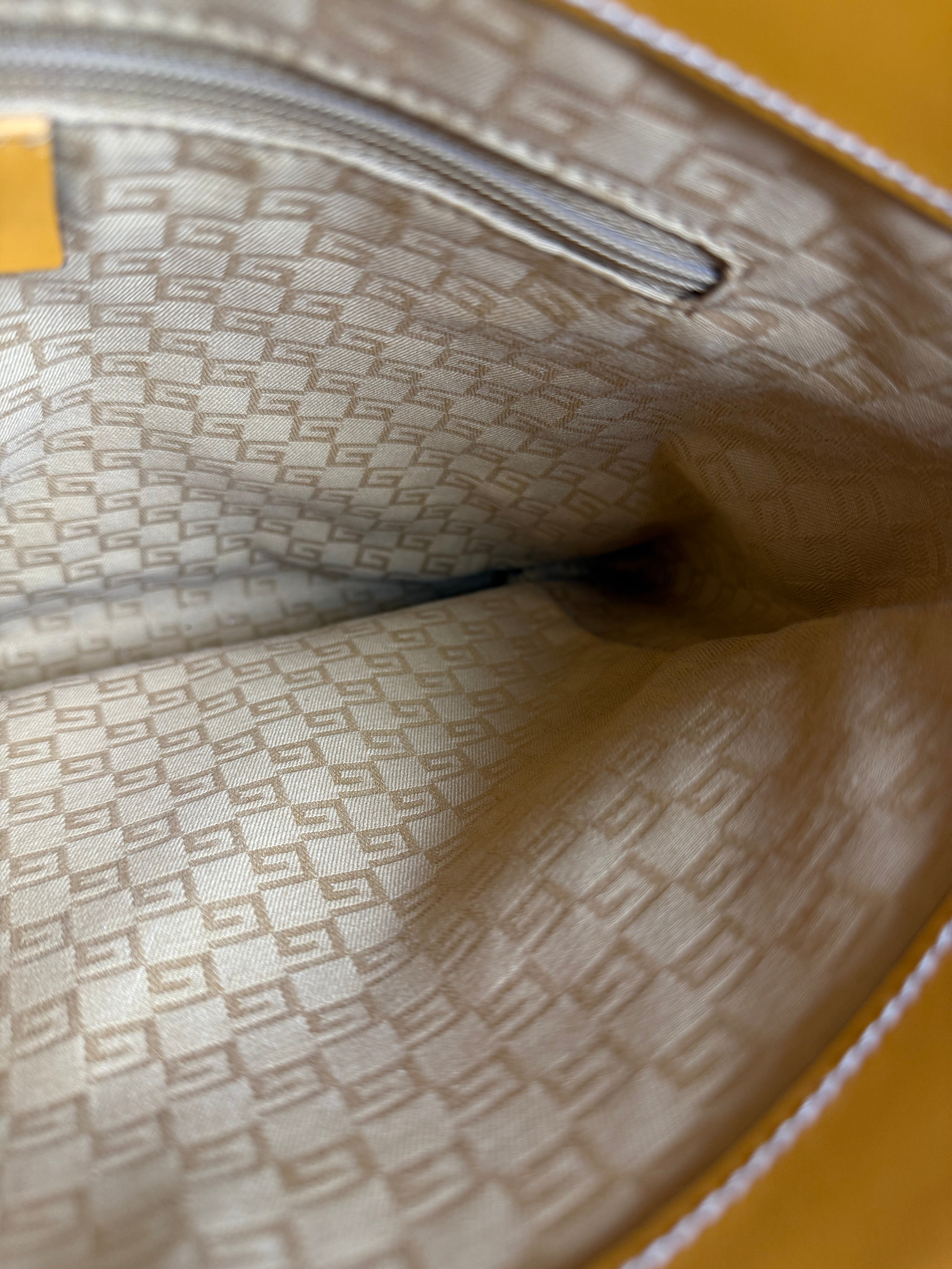 Gucci Vintage Tattoo Heart GG Shoulder Bag