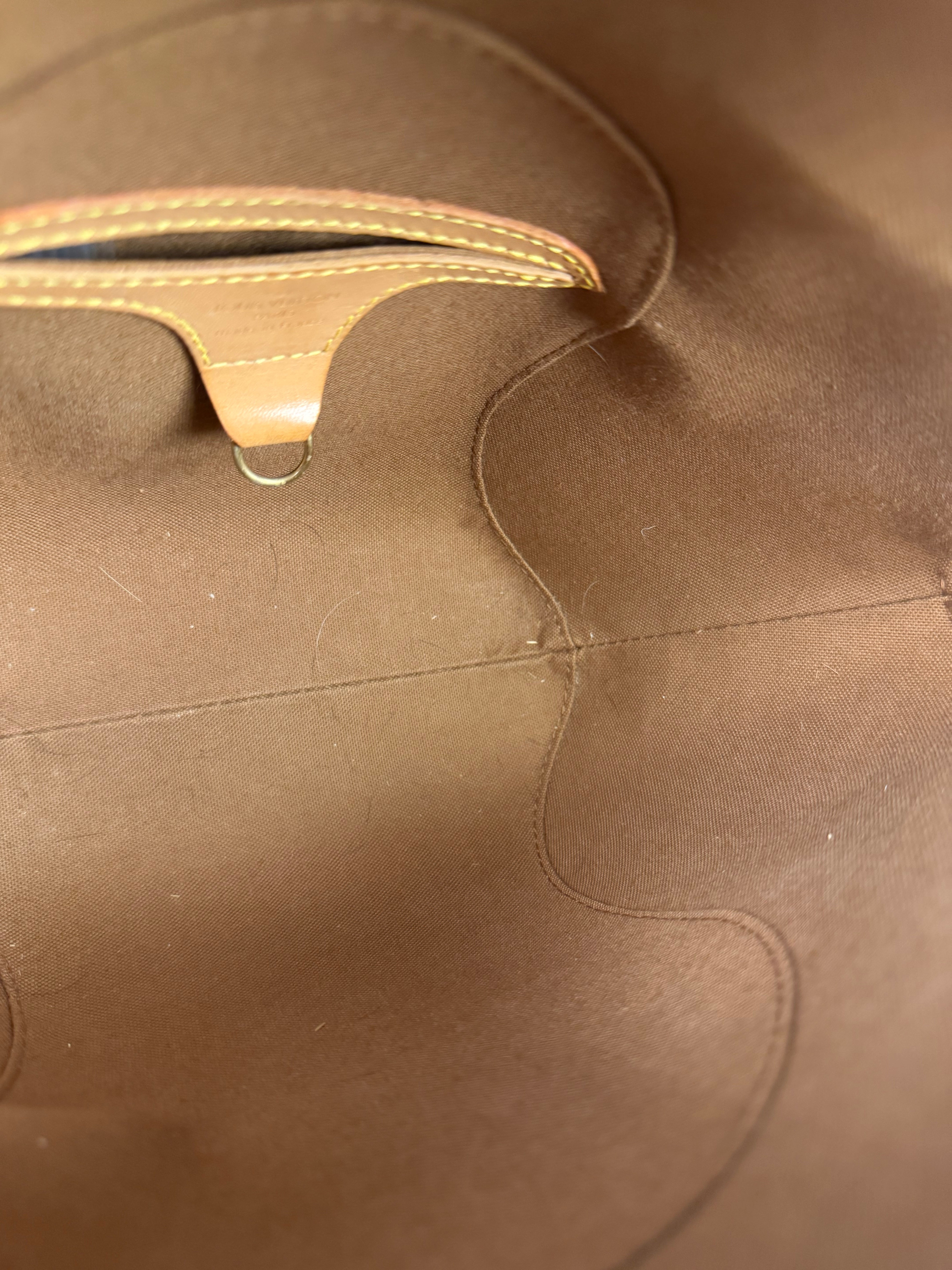 Louis Vuitton Vintage Monogram Ellipse PM Handbag