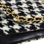 Chanel Houndstooth Tweed Heart Chain Flap Bag 2024