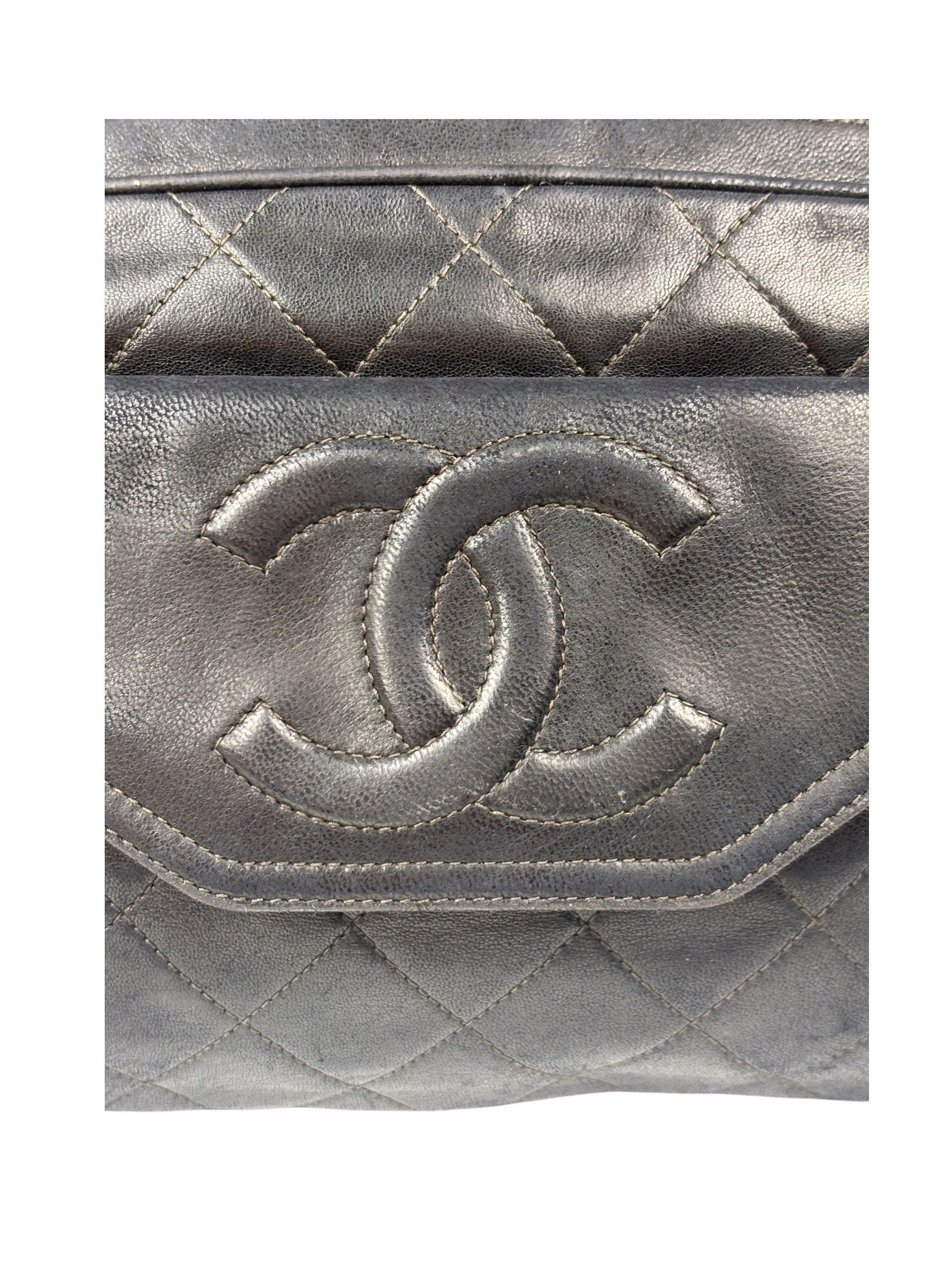 Chanel Vintage Black Quilted Leather CC Camera Bag 1989