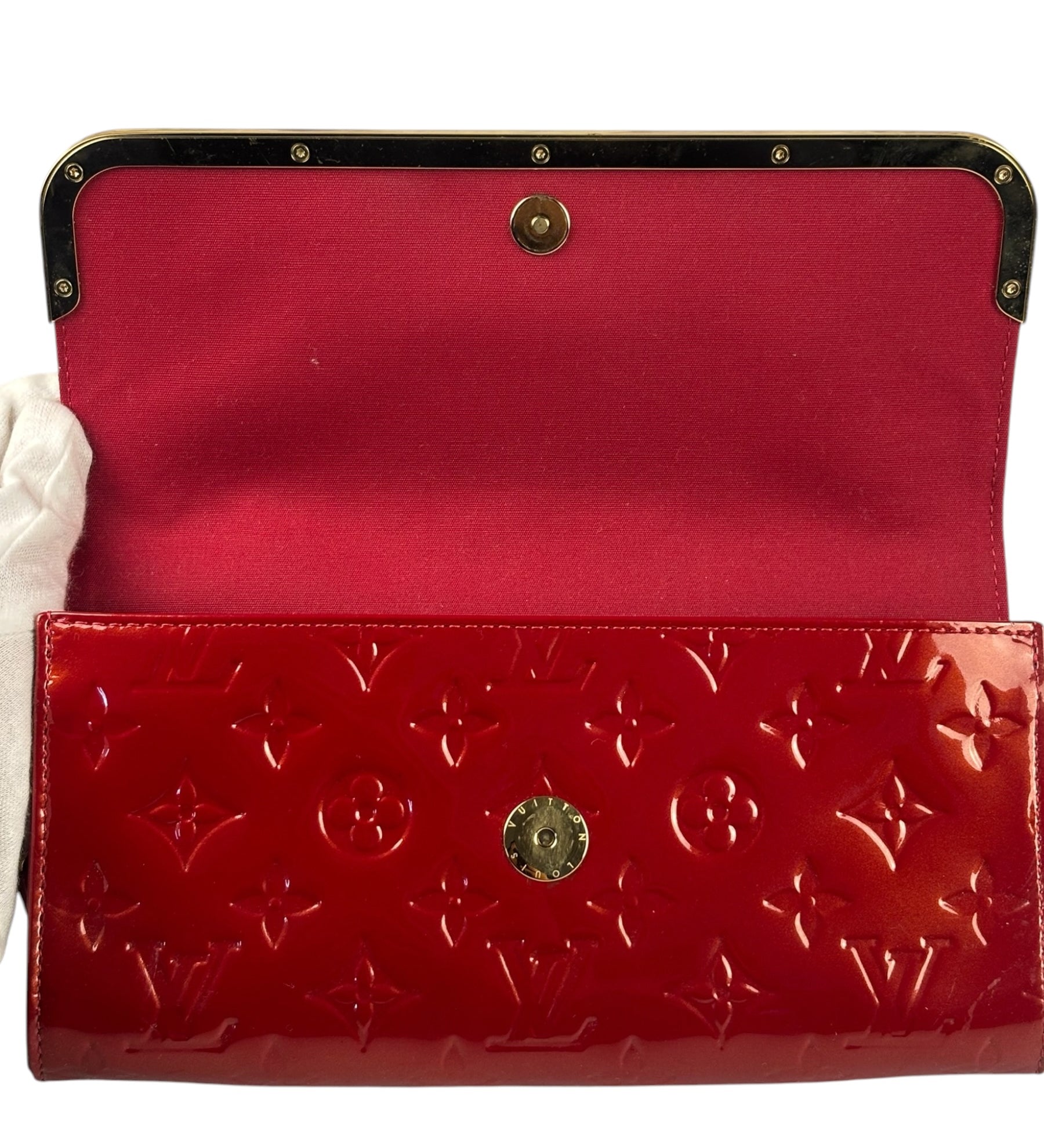 Louis Vuitton Monogram Vernis Red Rossmore Pochette
