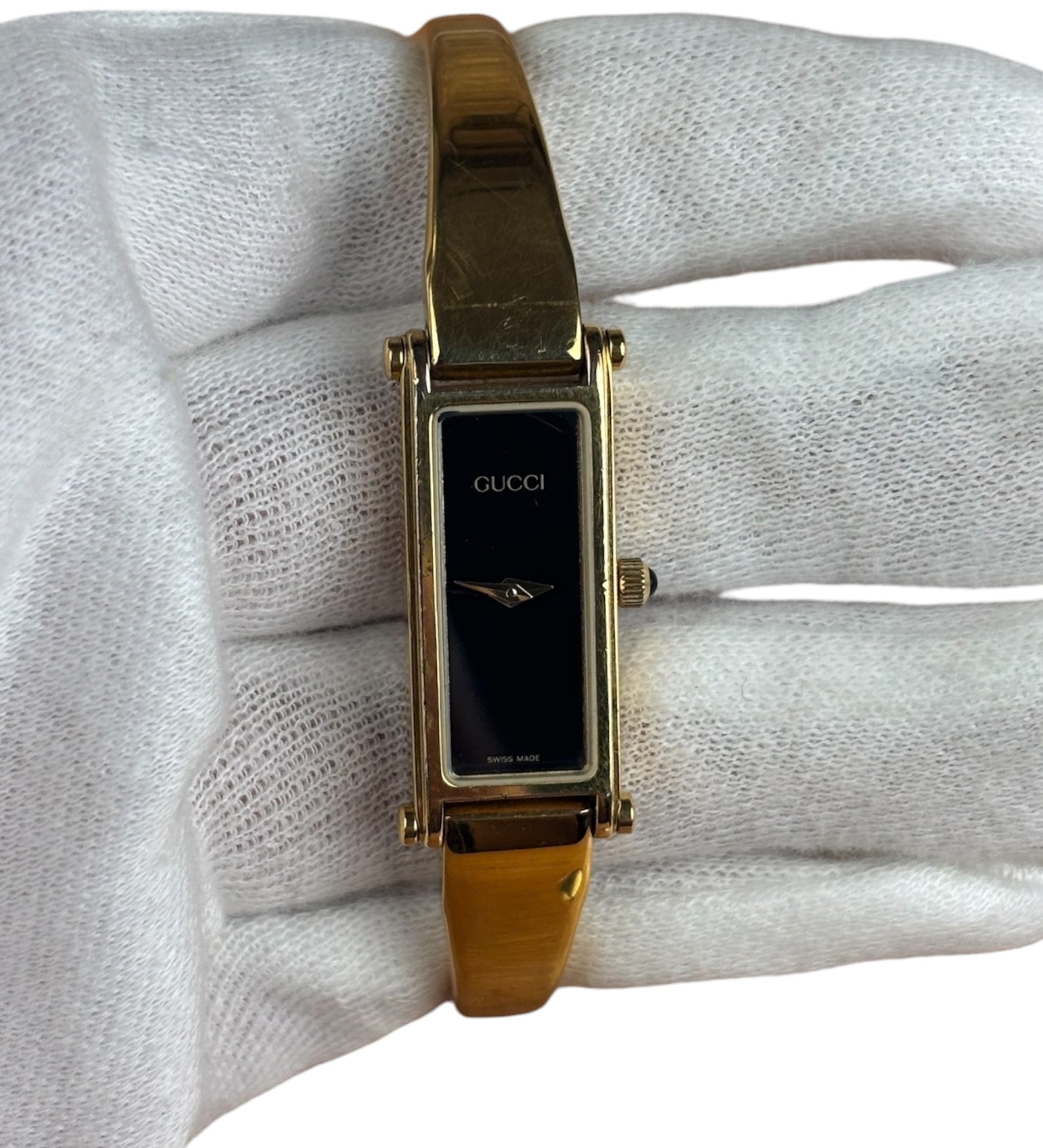 Gucci Vintage Gold 1500L Bangle Watch