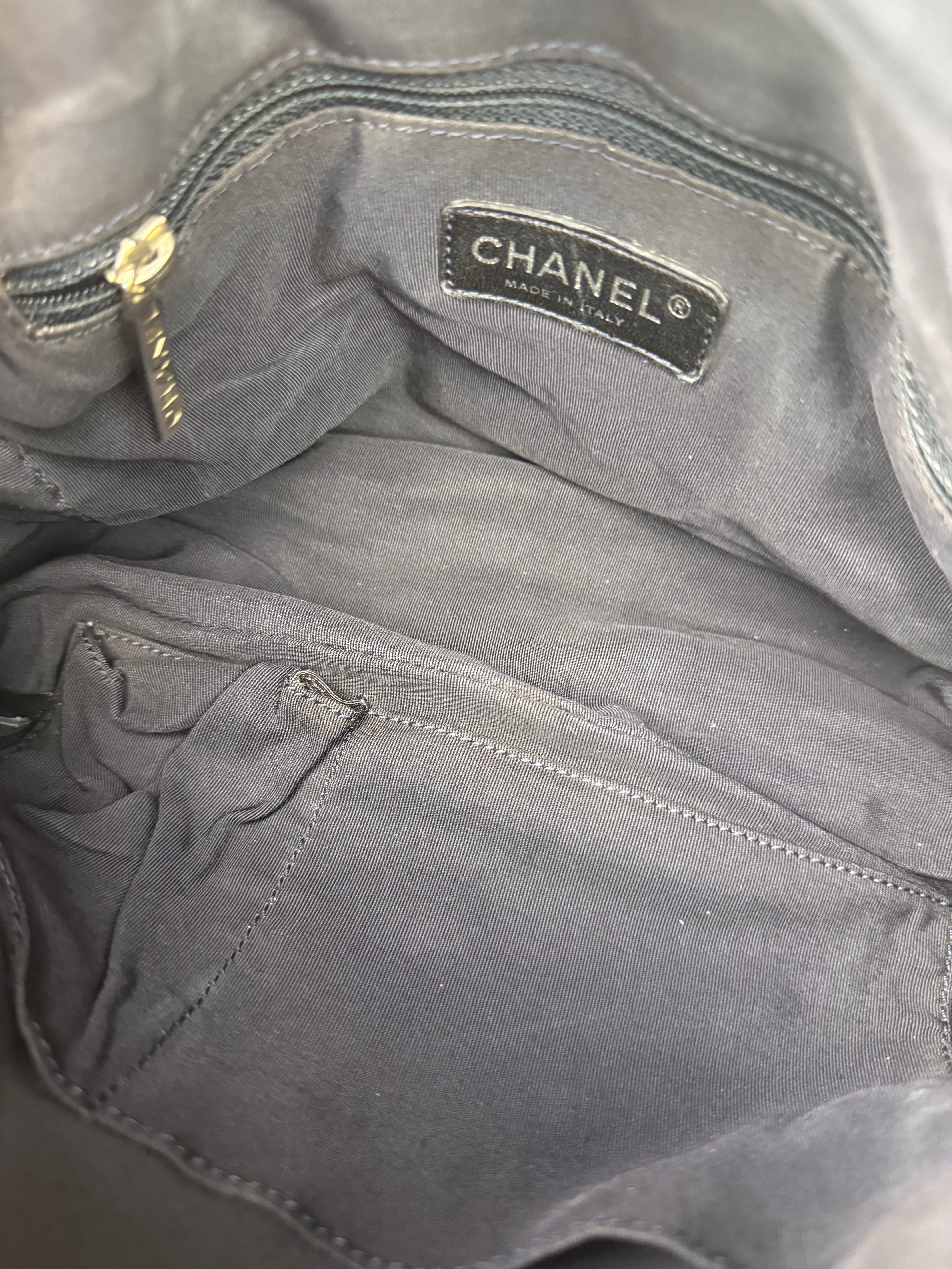 Chanel Grey/Black Quilted Nylon Bubble Shoulder Bag 2009