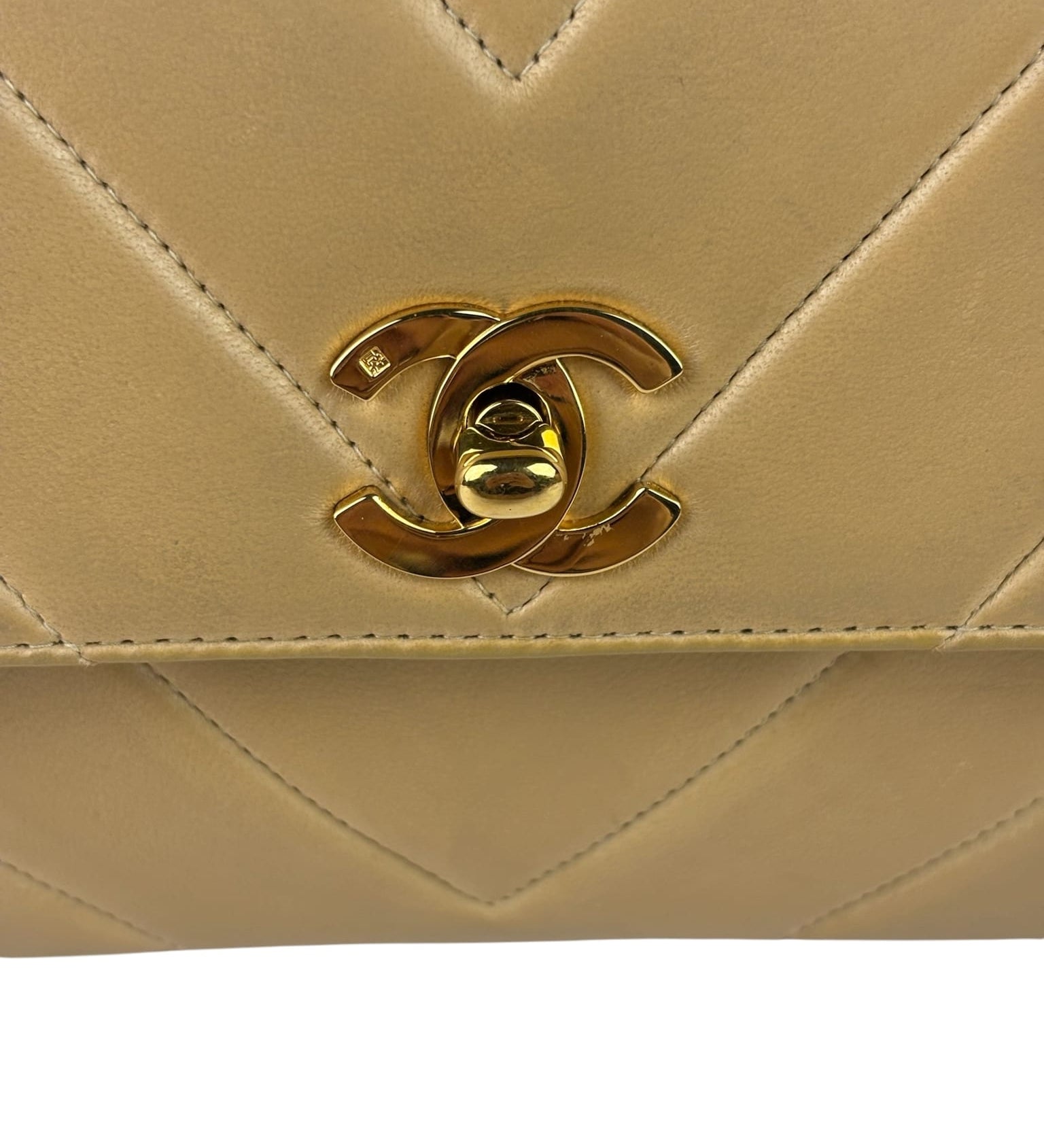 Chanel Vintage Beige Lambskin Chevron Coco Handle Flap Two-Way Bag 1991