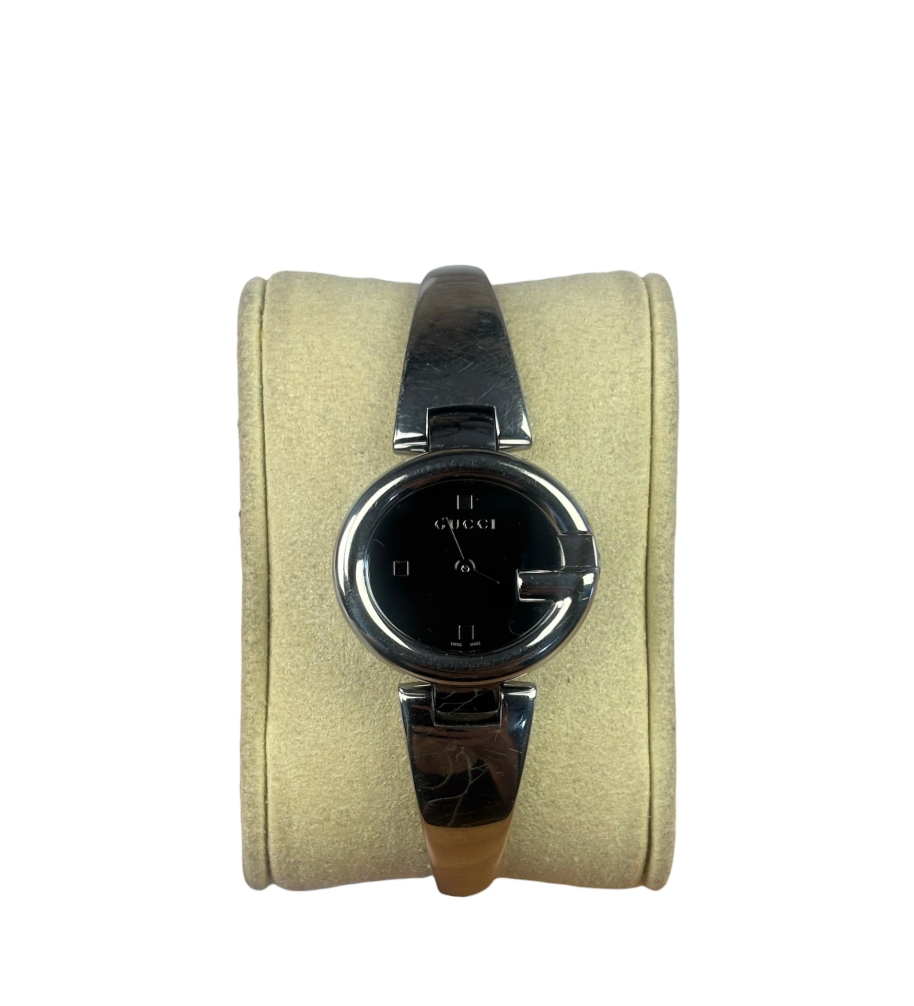 Gucci 134.5 Black Oval G Dial