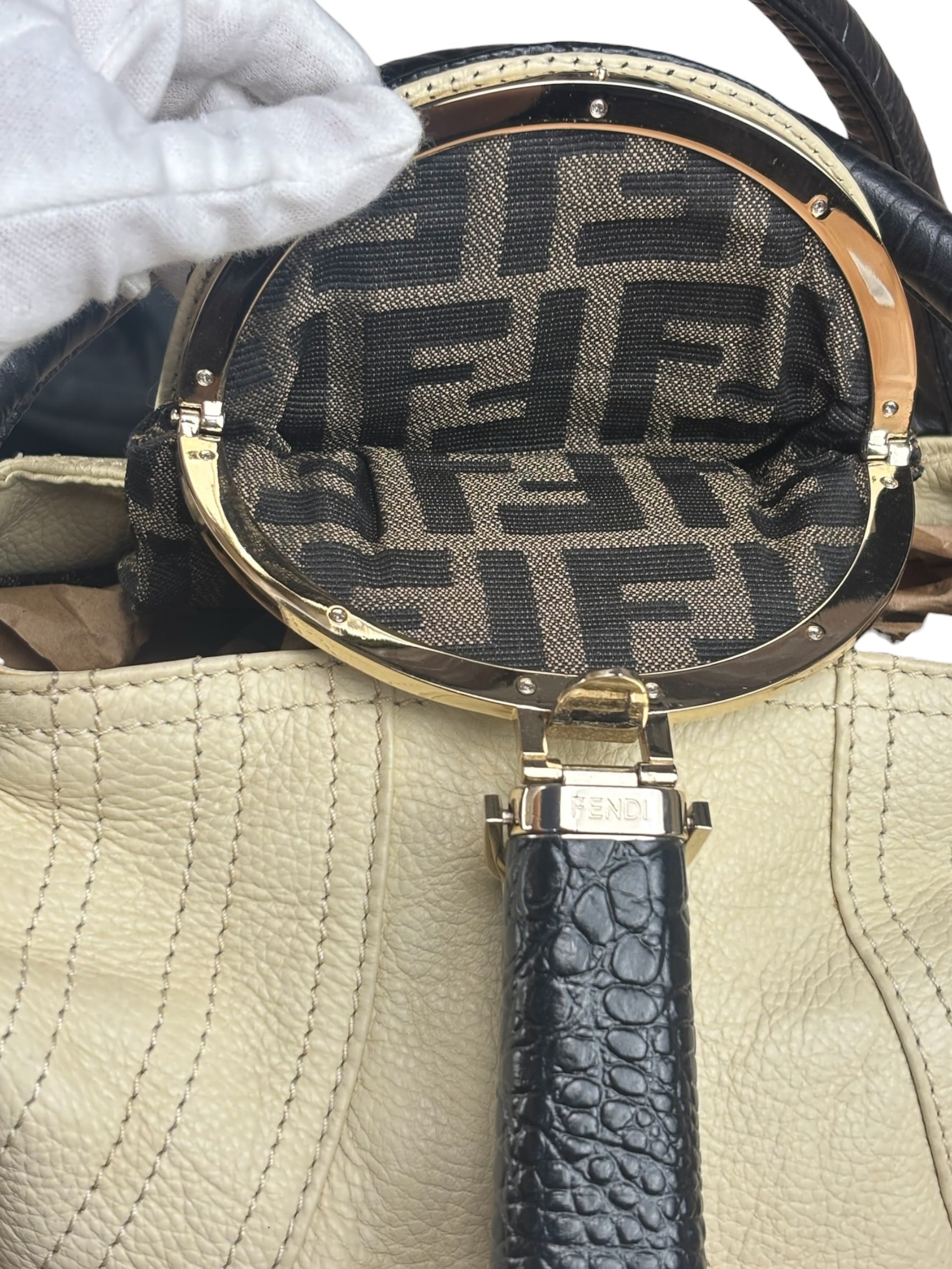Fendi Off-White Grained Leather Spy Shoulder Bag