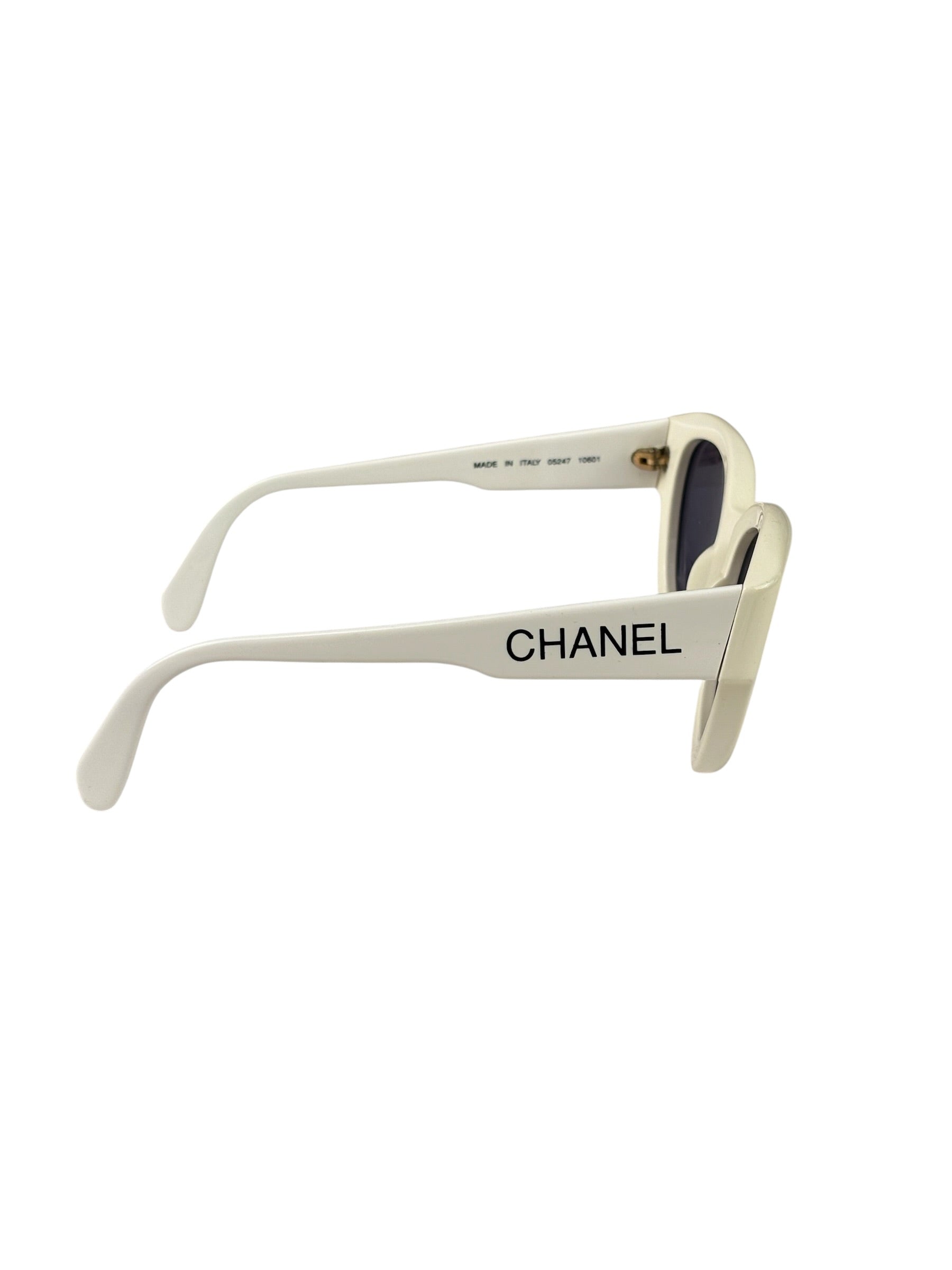 Chanel White Acetate Sunglasses 05247 10601