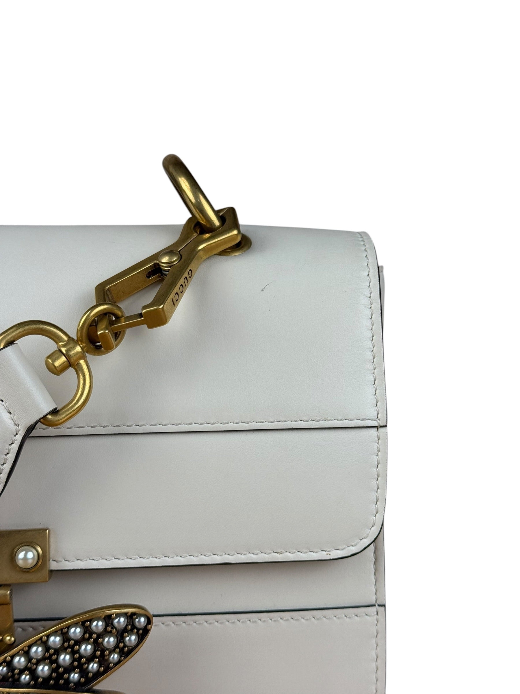 Gucci White Leather Queen Margaret Bee Embellished Shoulder Bag