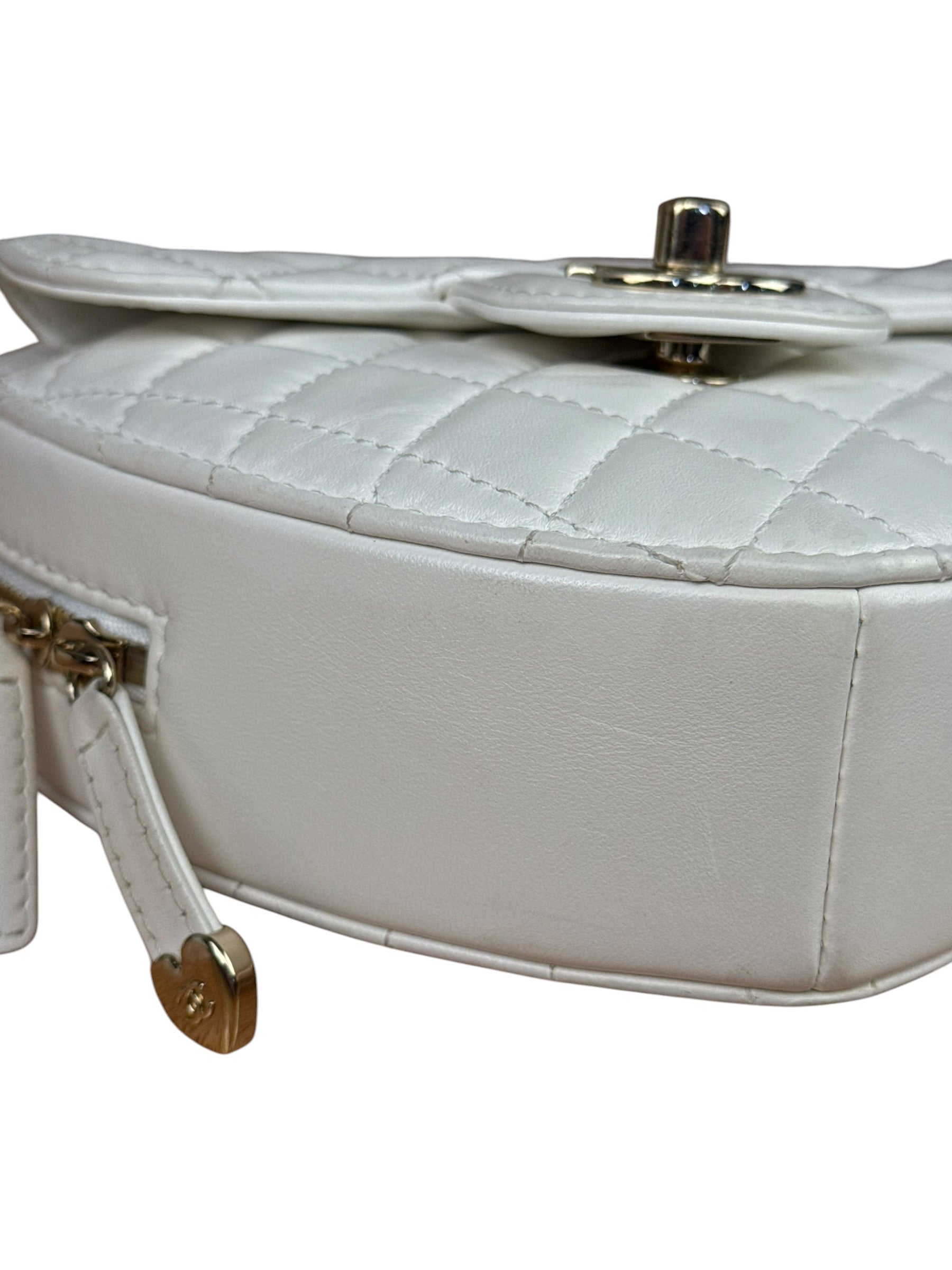 Chanel CC In Love White Quilted Leather Heart Bag 2022