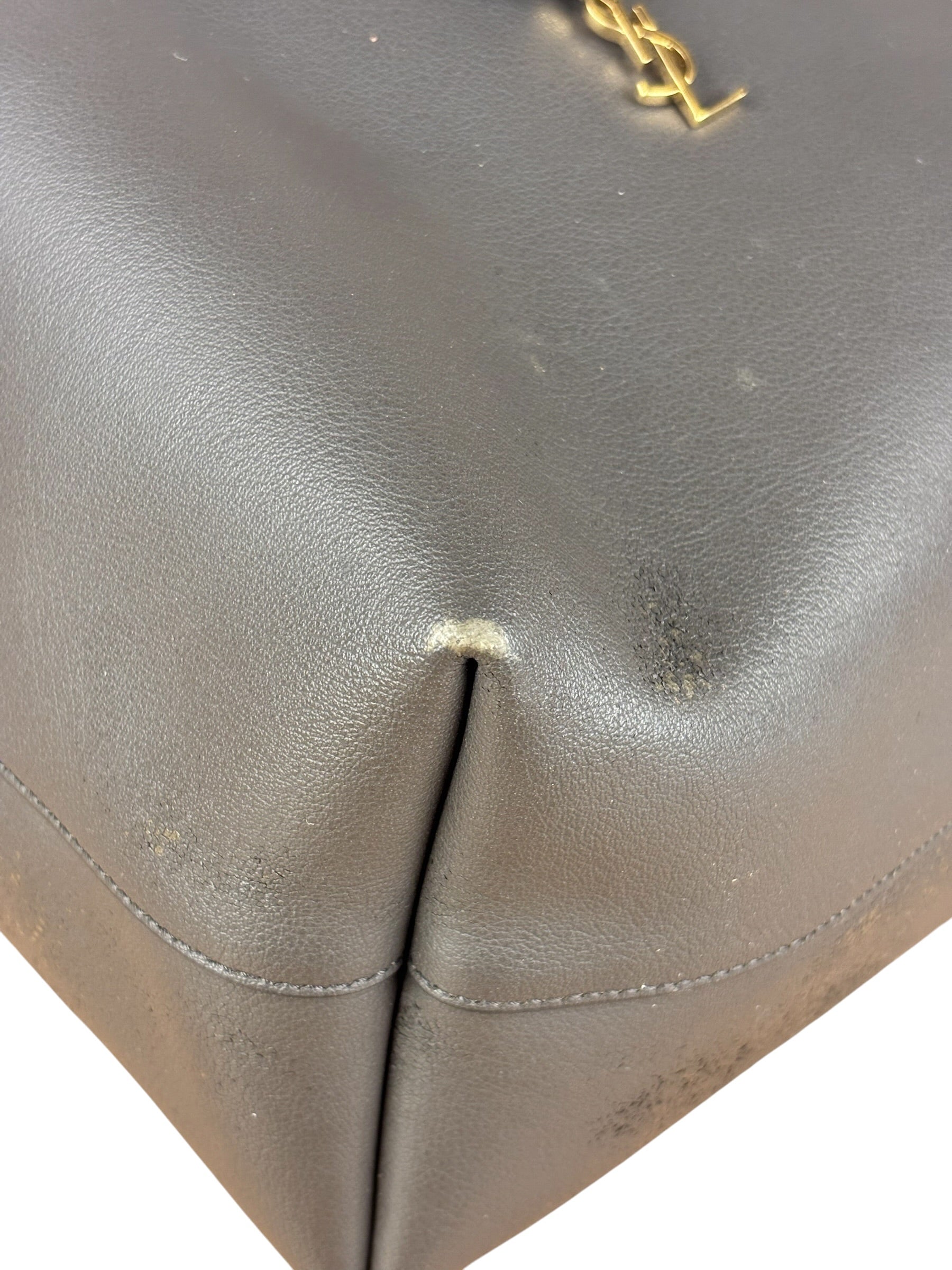 Yves Saint Laurent Leather East-West Shopping Tote Bag