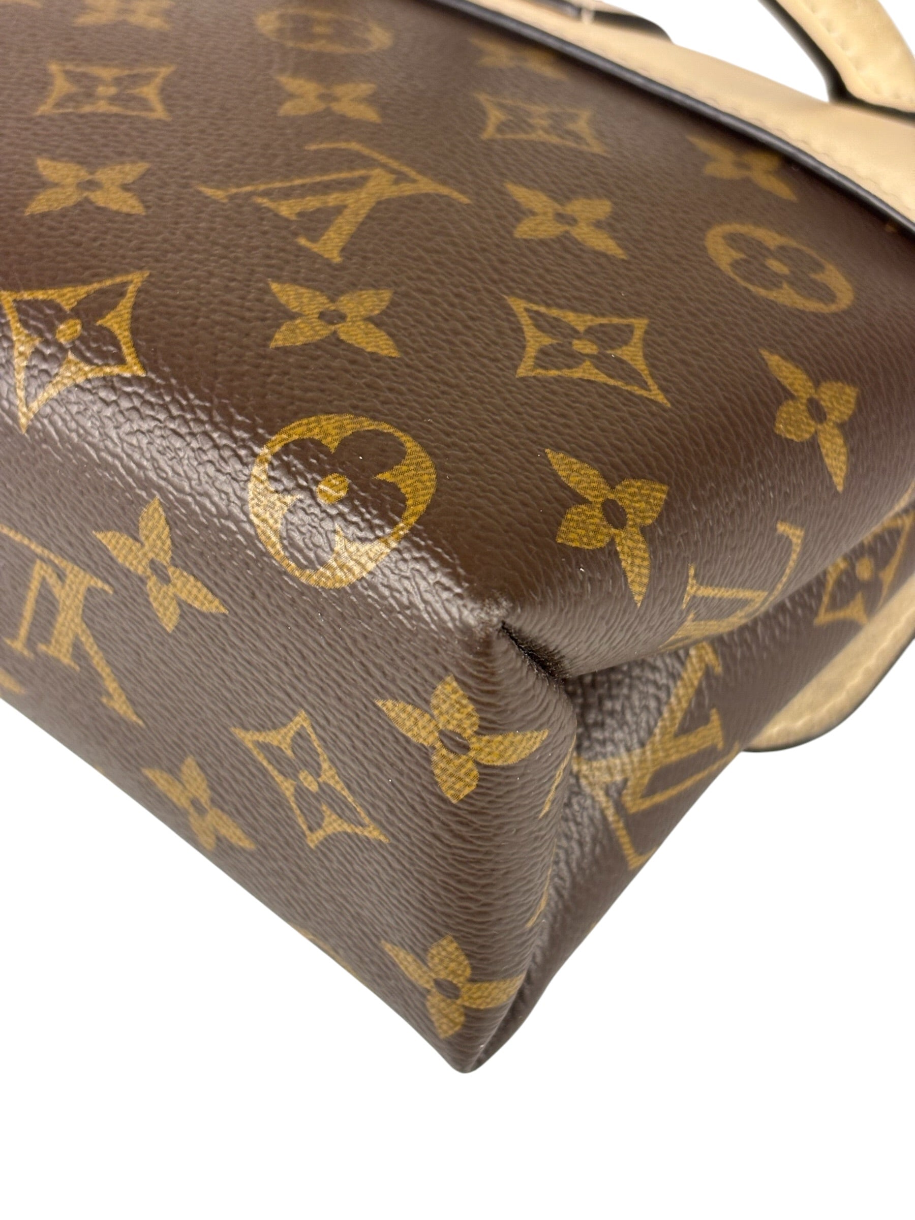 Louis Vuitton Monogram Locky BB Handbag Cream/Brown