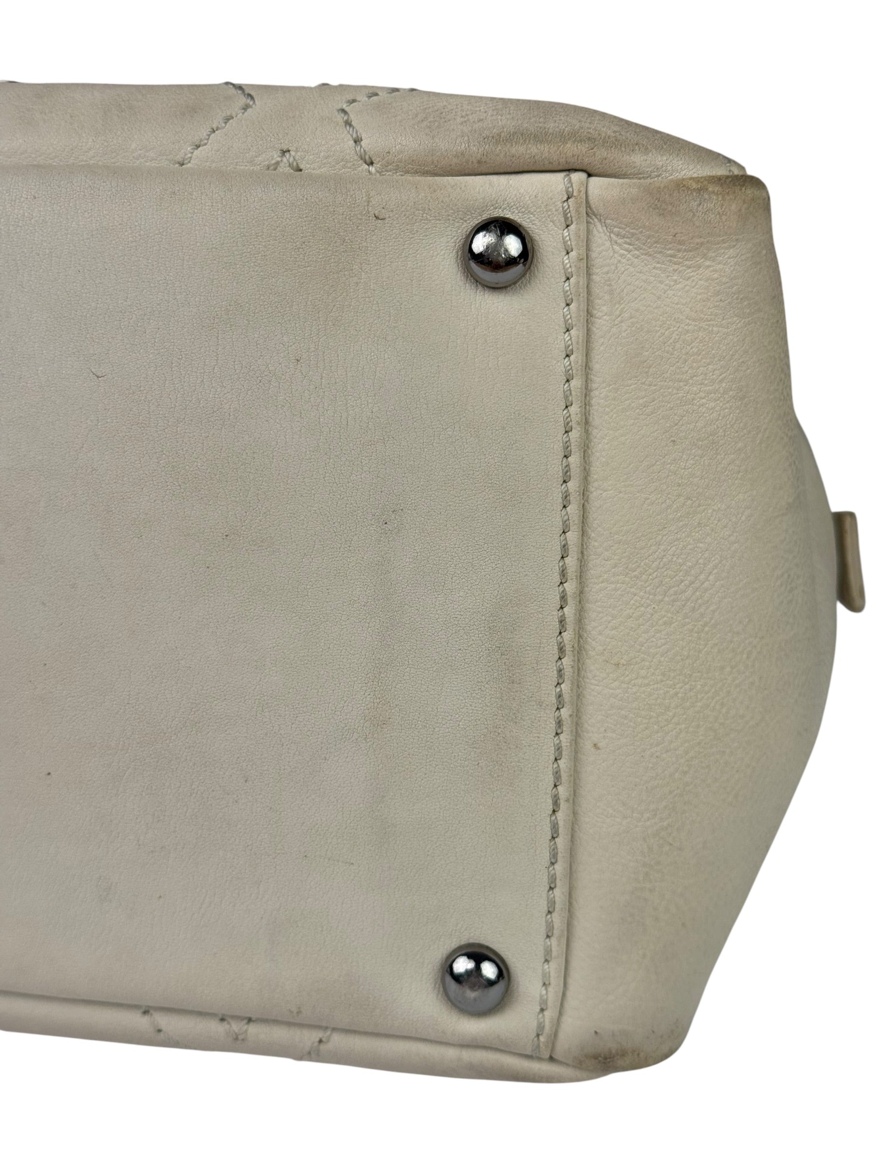 Chanel Cream Chevron Leather Outdoor Ligne Shoulder Bags  2005