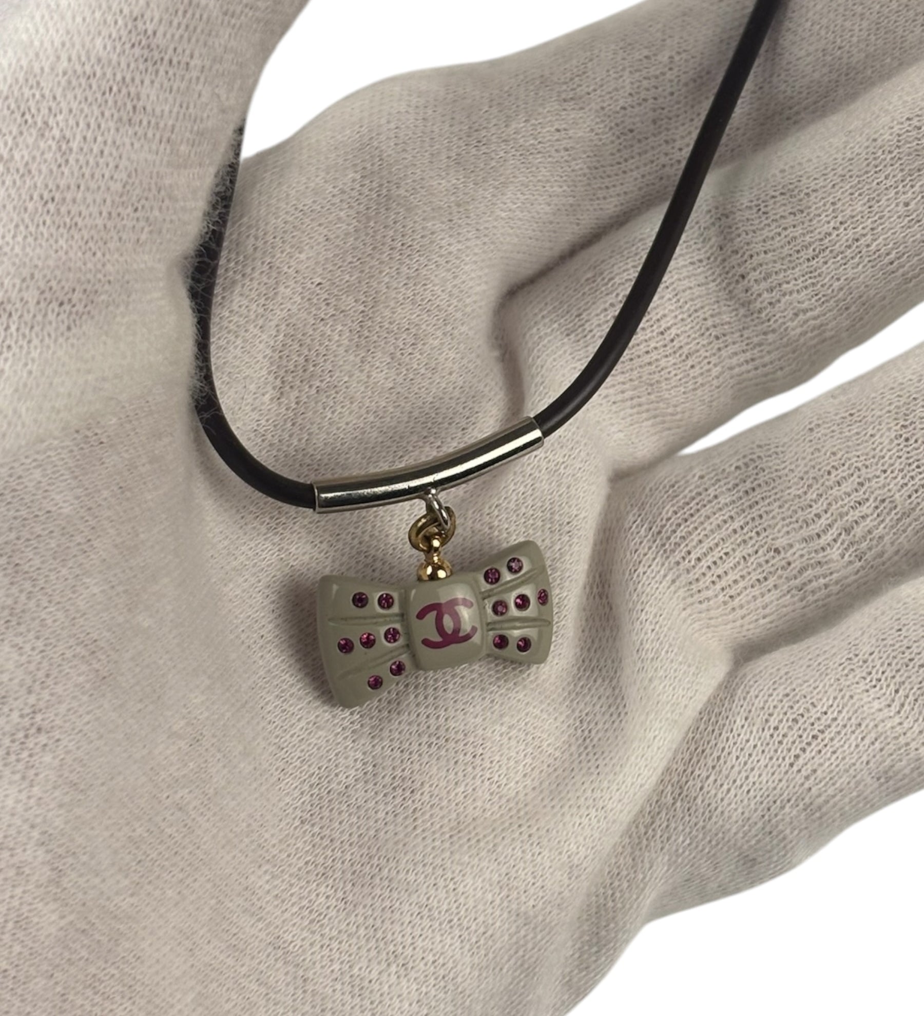 Chanel Vintage Y2K Bow Charm Necklace