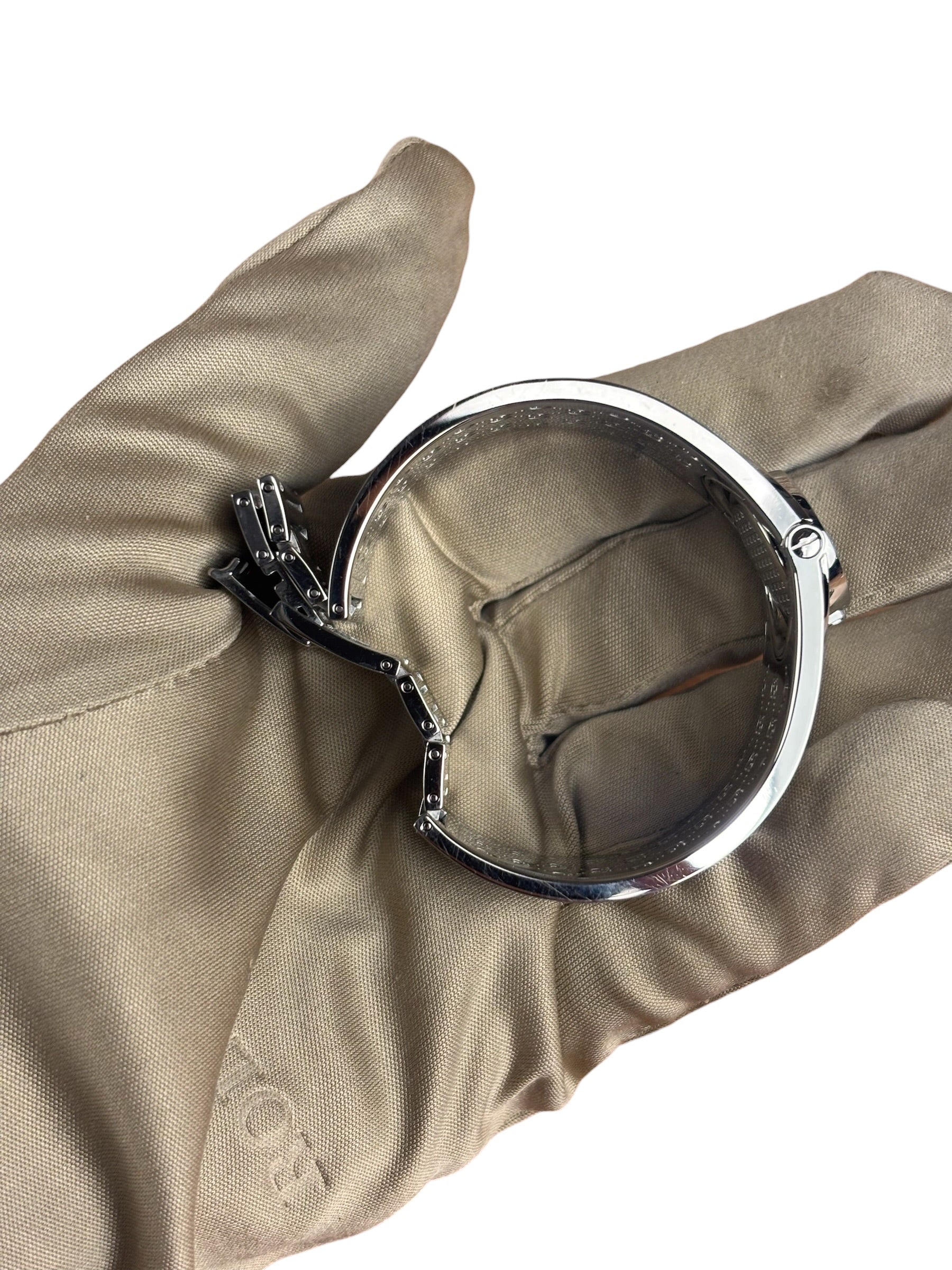 Gucci Twirl Stainless Steel Bangle Watch
