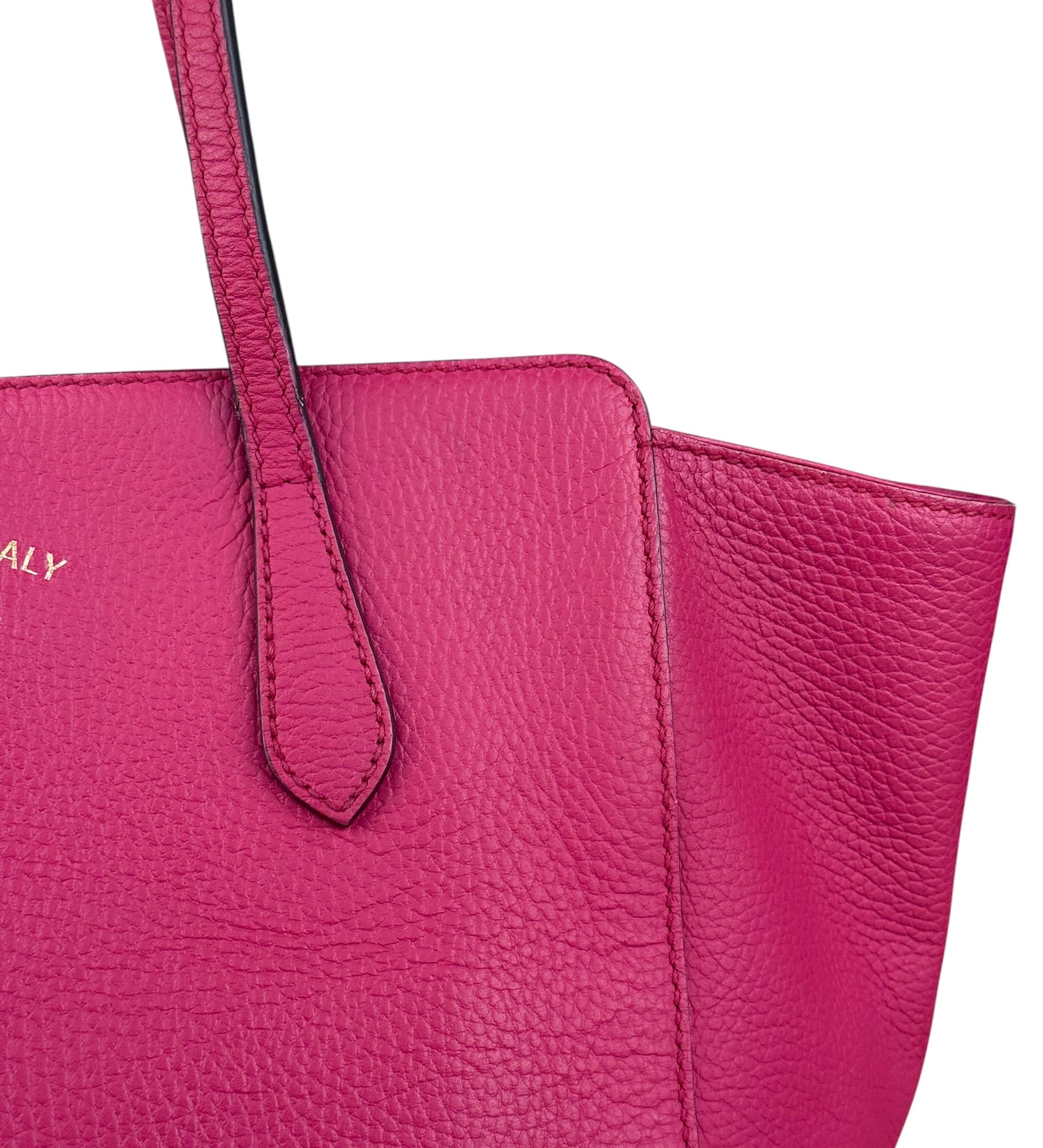 Gucci Pink Pebbled Leather Small Swing Tote