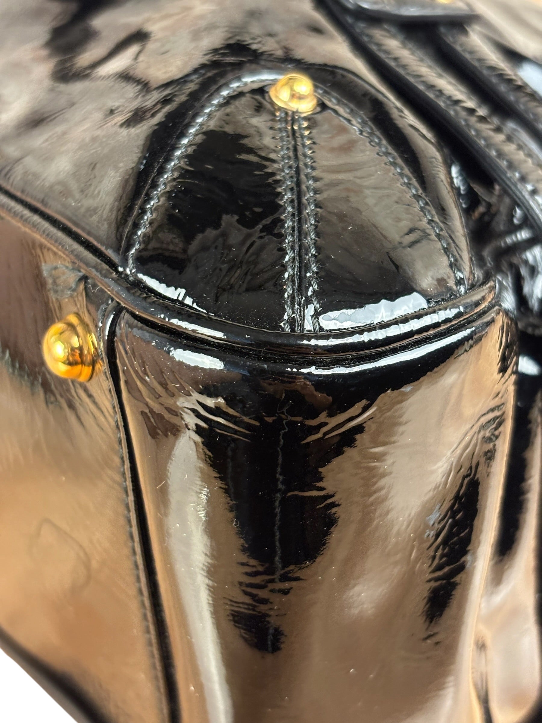 Gucci Black Patent Leather Horsebit Wave Shoulder Bag