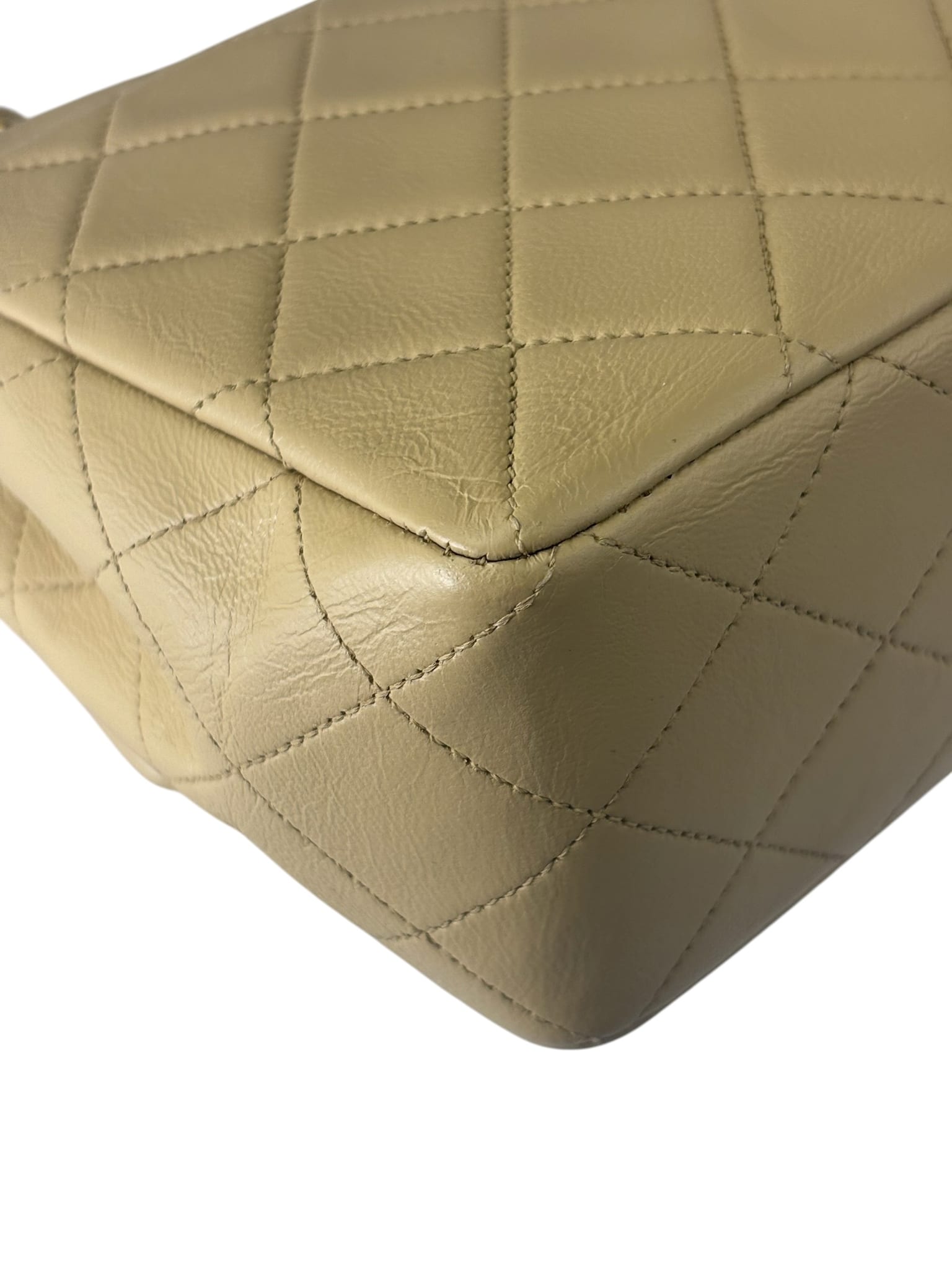 Chanel Vintage Beige Quilted Leather Diana Flap Bag 1989