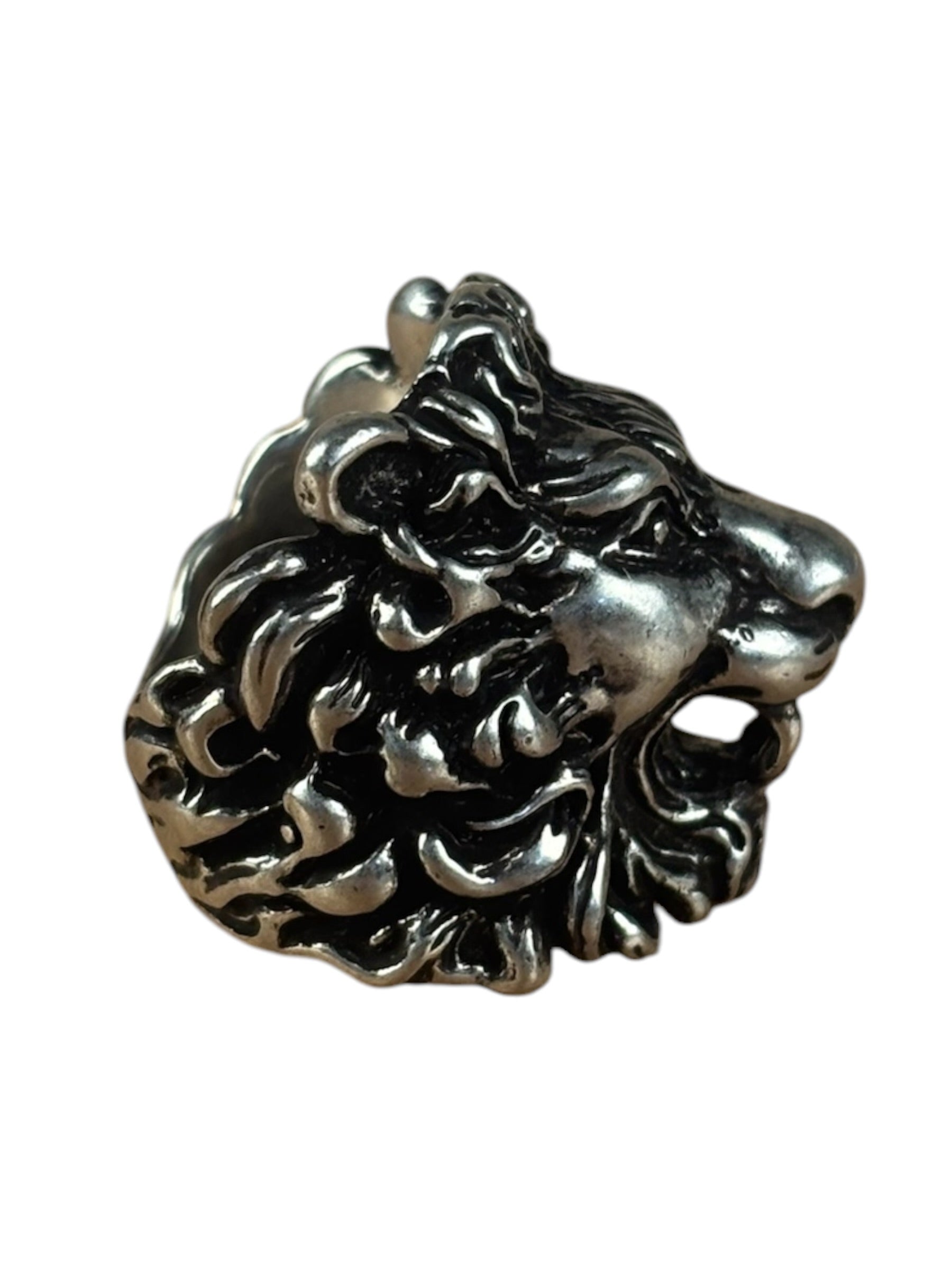 Gucci Silver Cocktail Lion Head Motif Ring