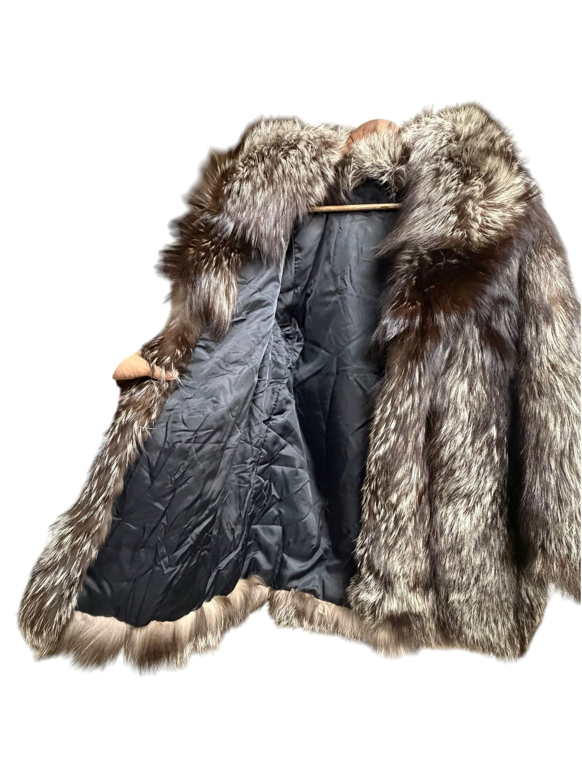 Vintage Saga Brown/White Ranched Fox Fur Coat