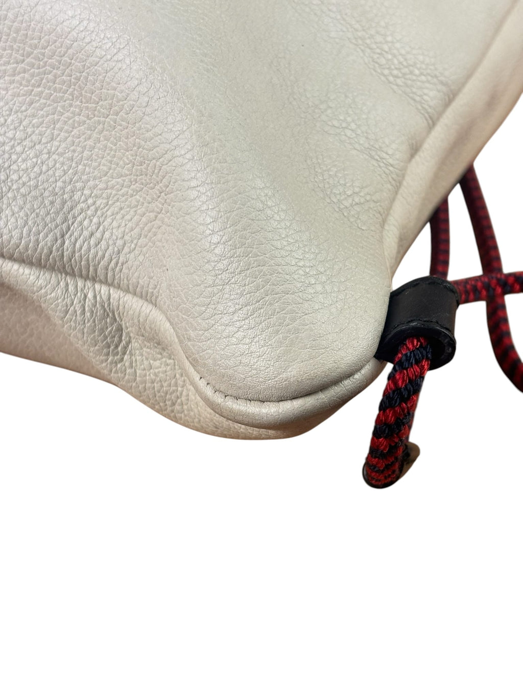 Gucci White/Black Leather Logo Drawstring Backpack
