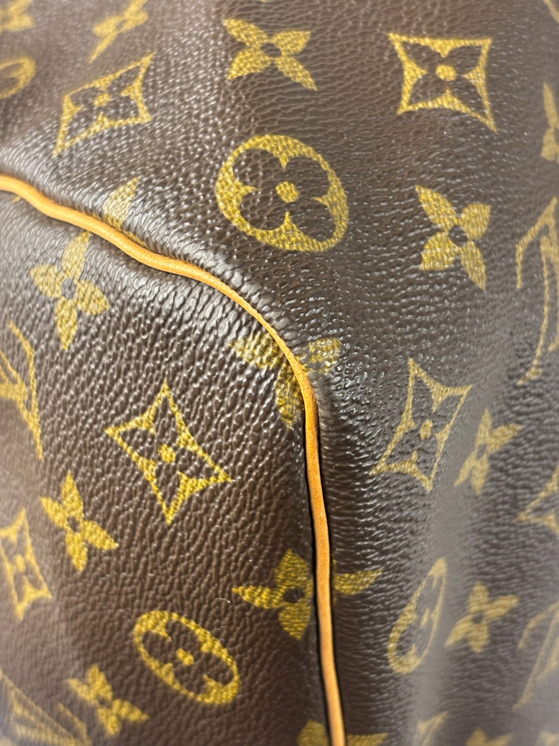 Louis Vuitton Monogram Keepall 50