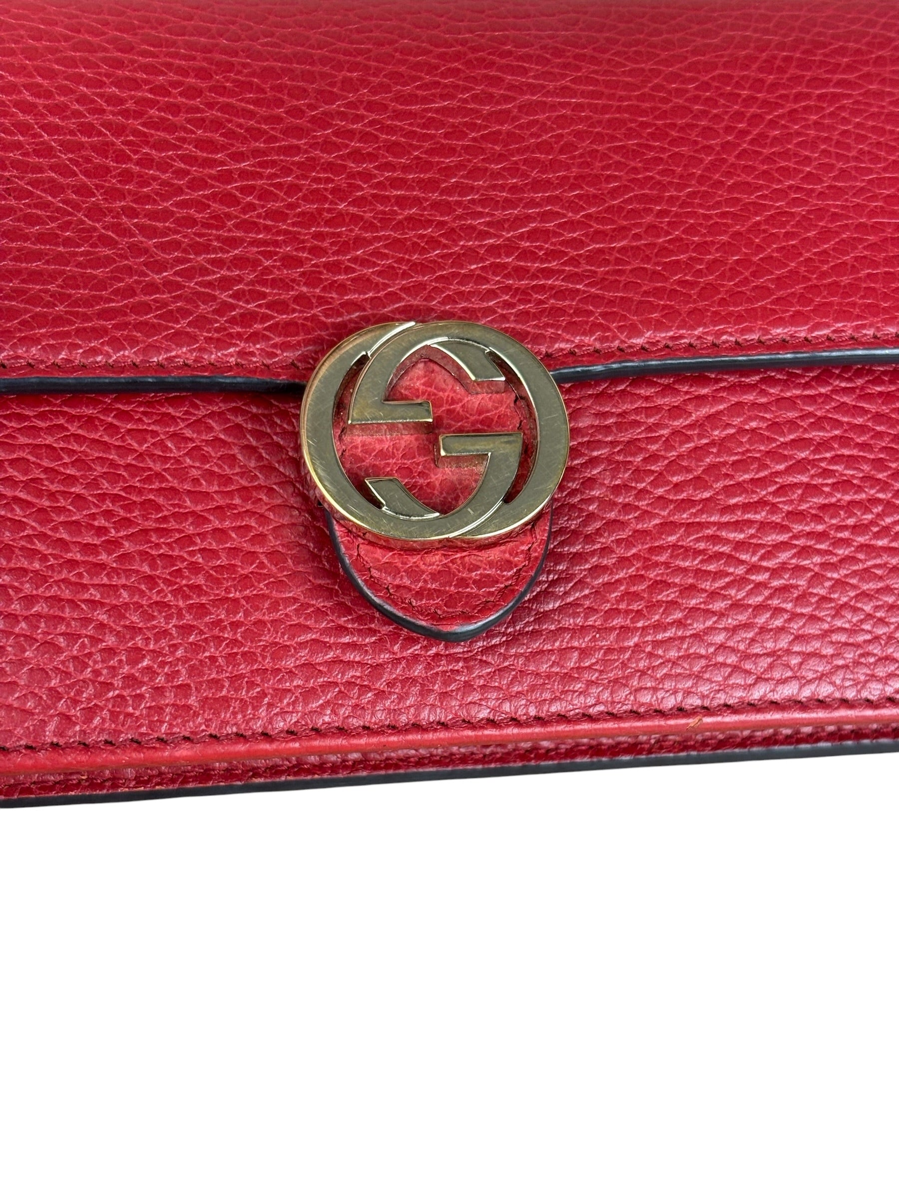 Gucci Red Interlocking G Wallet on Chain