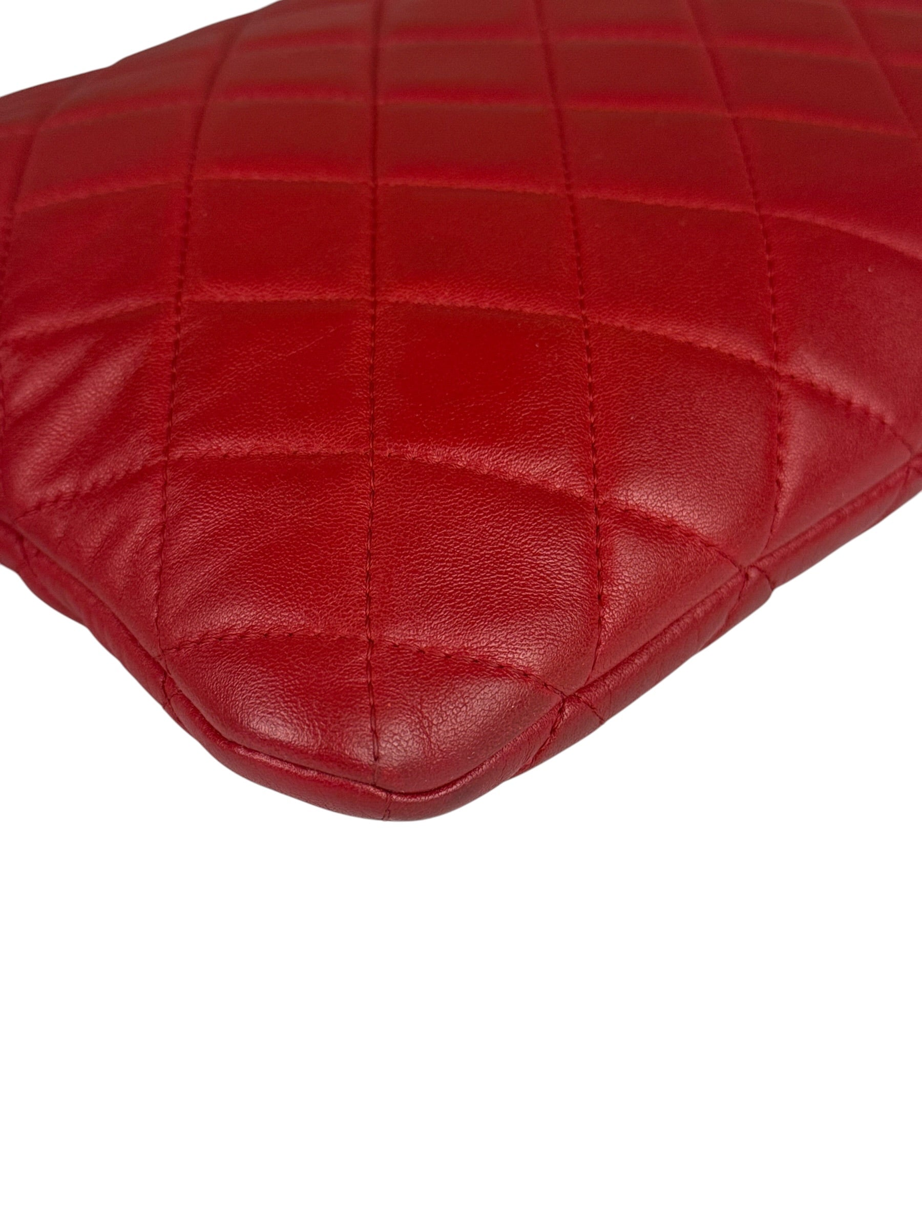 Chanel Vintage Red Leather Classics O-Case Clutch 1992