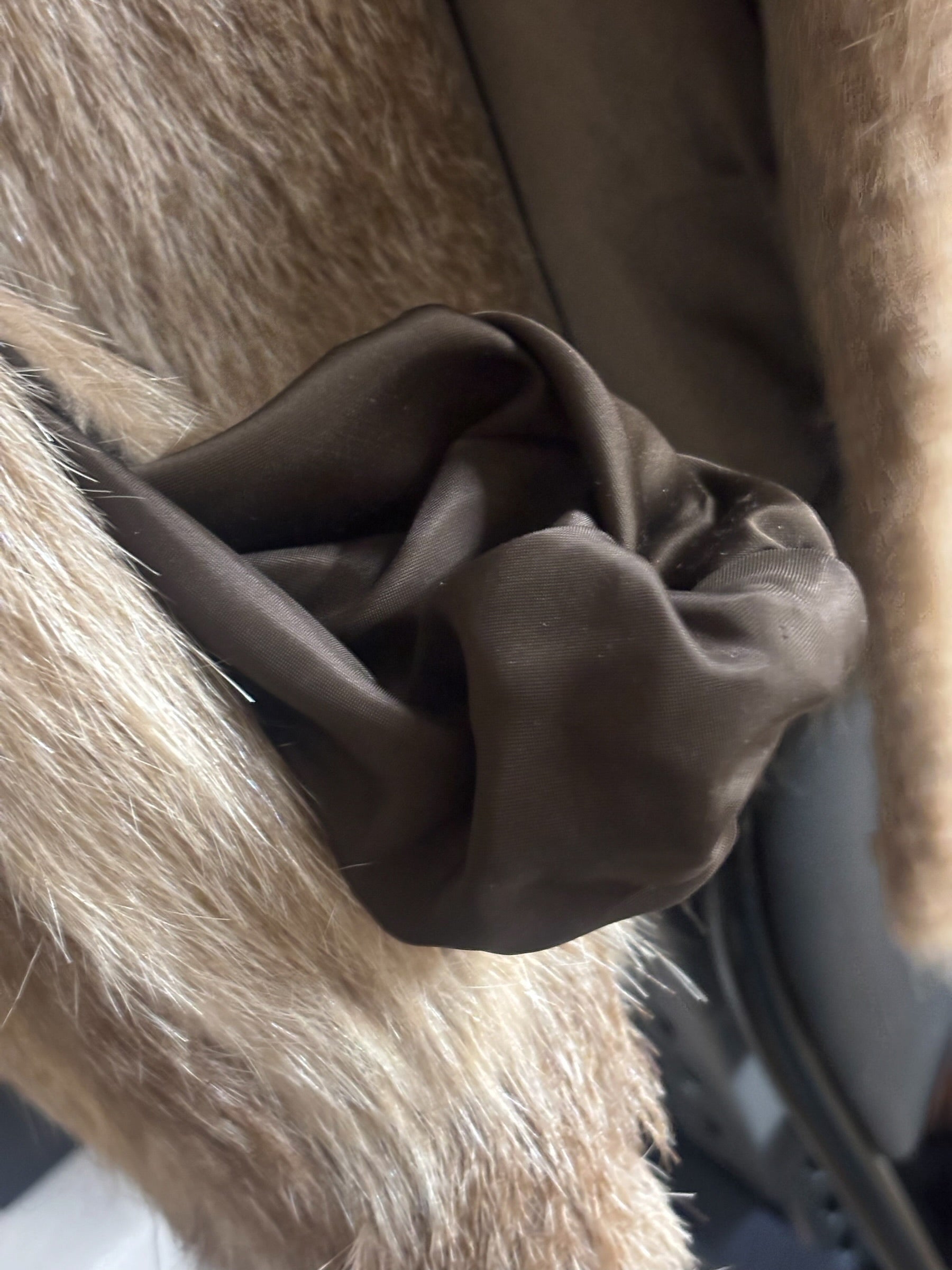 Ingrid Klahn x Montreal Canada Badger Fur Coat