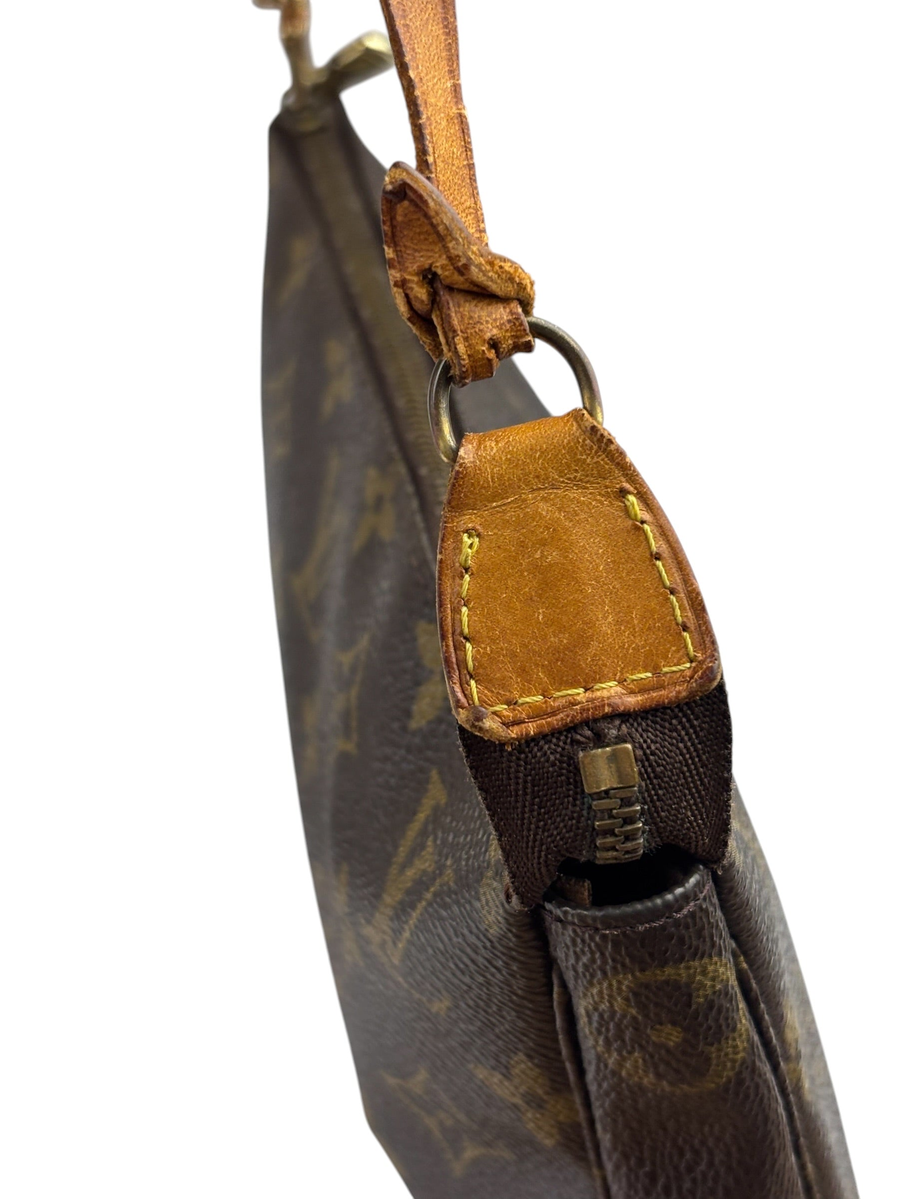 Louis Vuitton Vintage Monogram Pochette