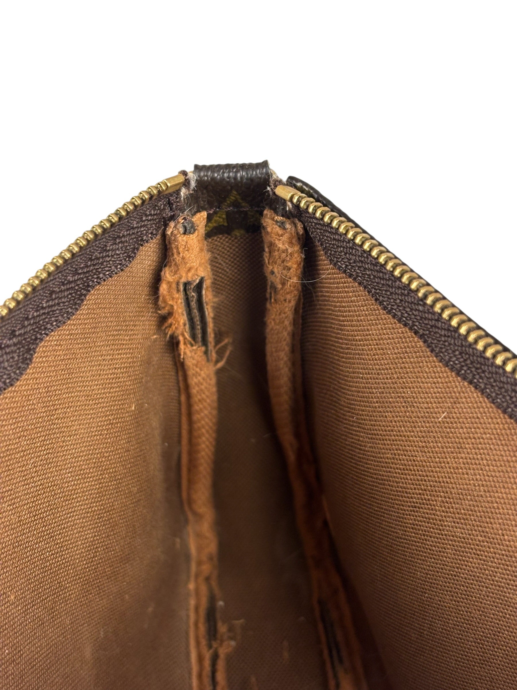Louis Vuitton Vintage Monogram Pochette