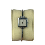 Gucci 1900L Square White Dial Bangle Band