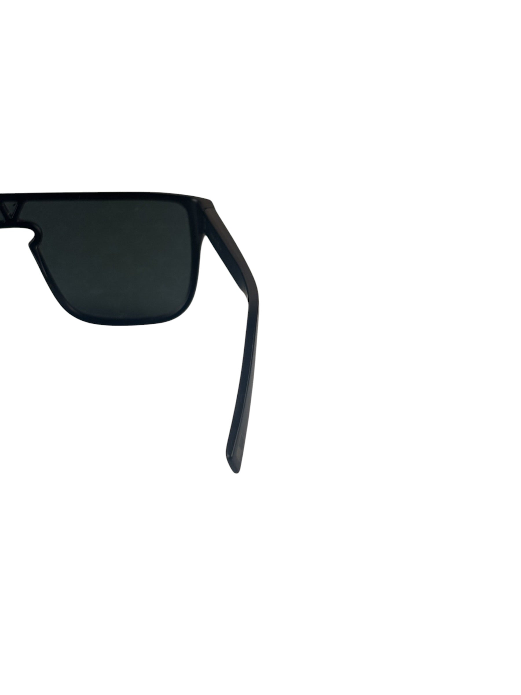 Louis Vuitton LV Waimea Monogram Sunglasses Black