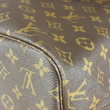 Louis Vuitton Monogram Neverfull MM Shoulder Bag
