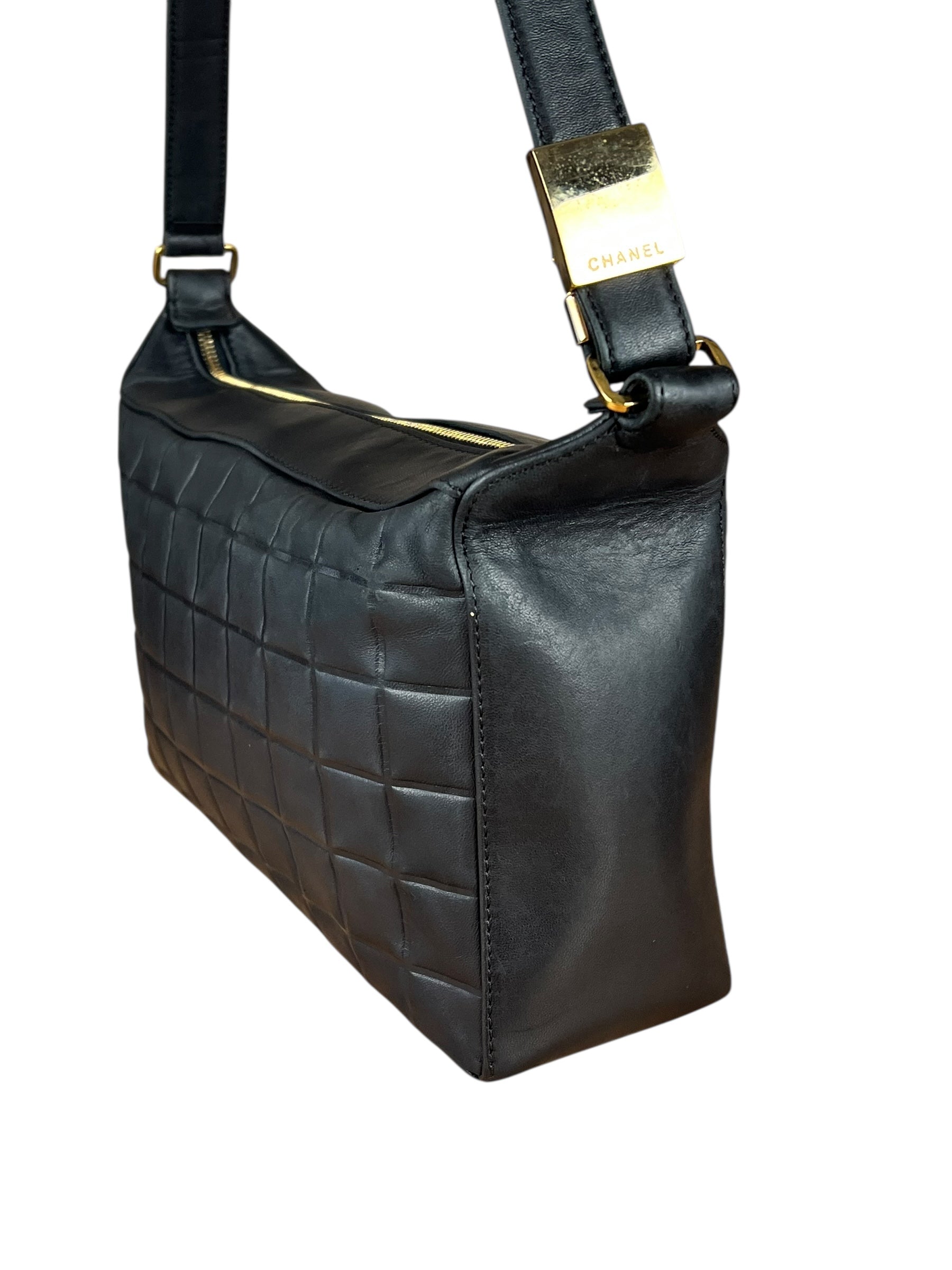 Chanel CC Chocolate Leather Shoulder Bag 2000