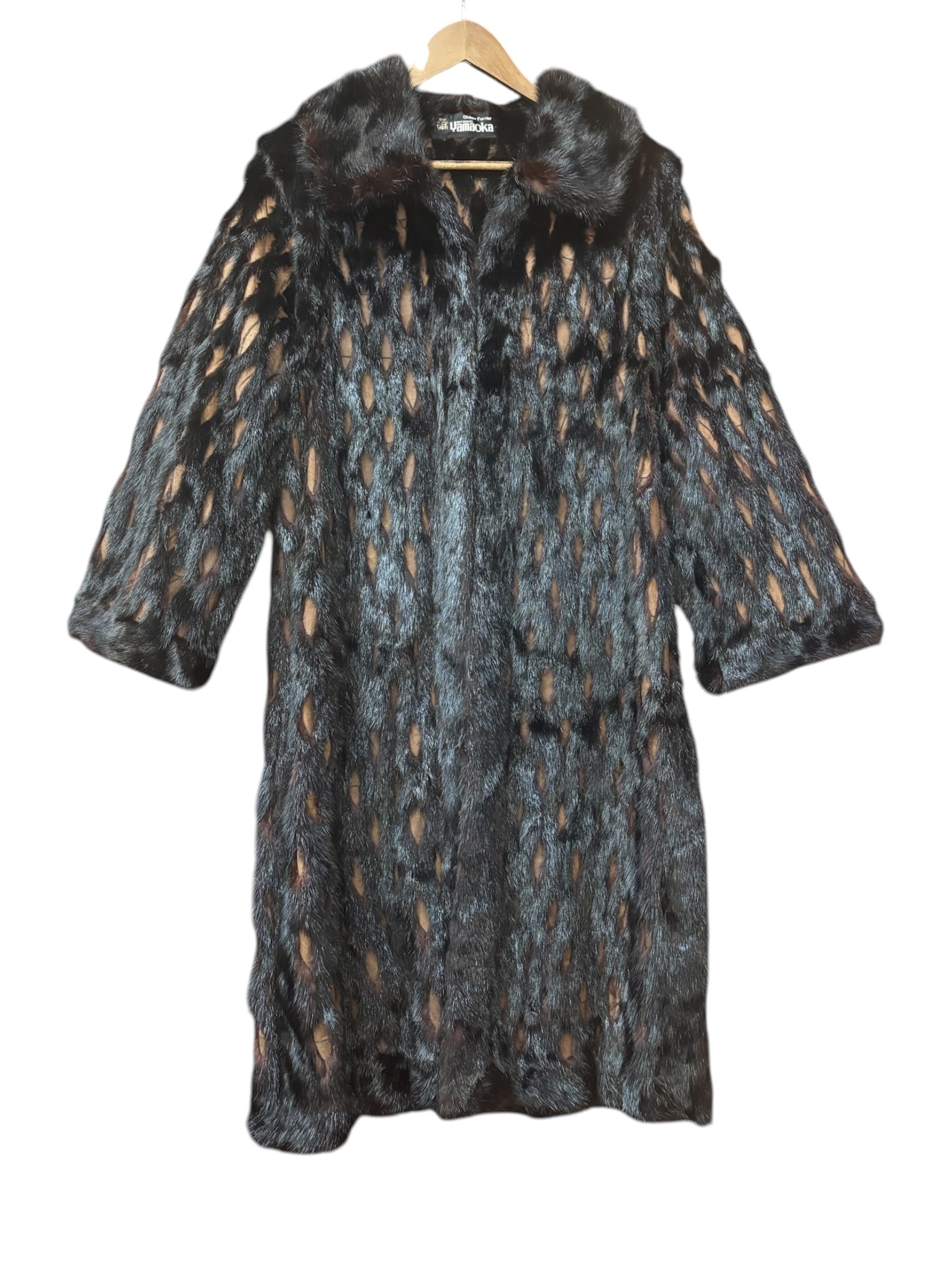 Motomachi Yamaoka Mink Fur Long Coat