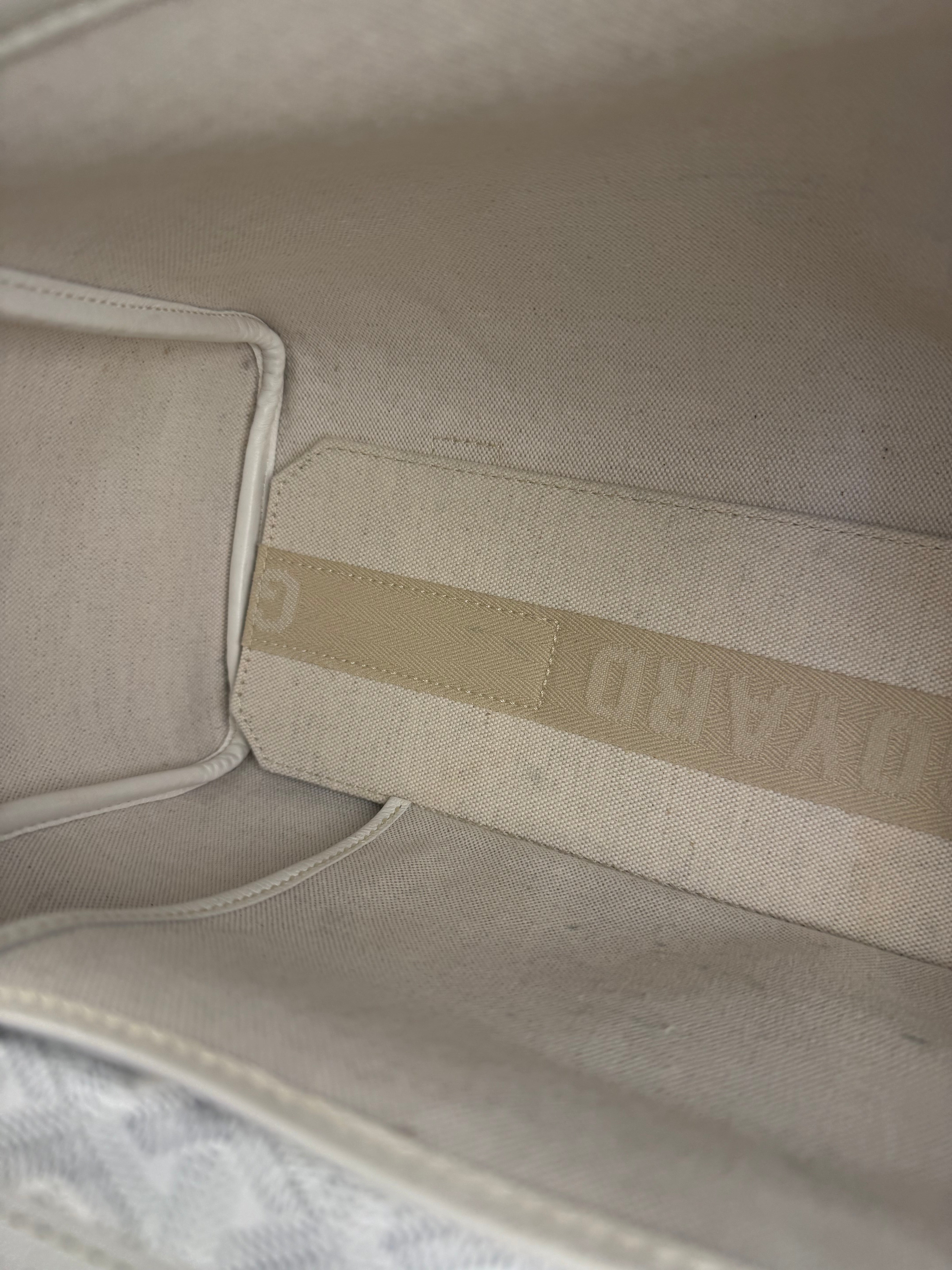 Goyard White Goyardine Sac Rouette PM Shoulder Tote