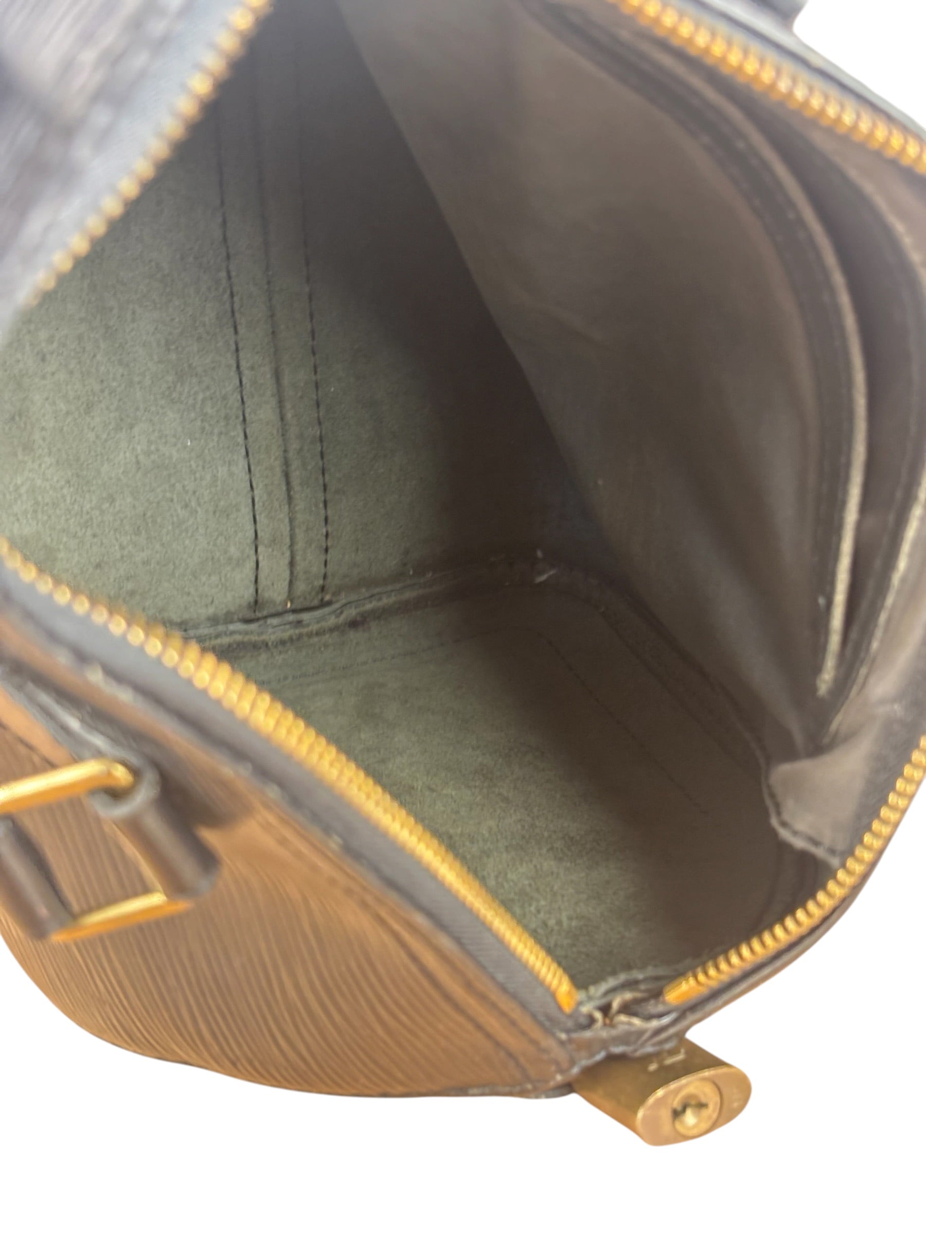 Louis Vuitton Vintage Black Epi Leather Speedy Hand Bag 25