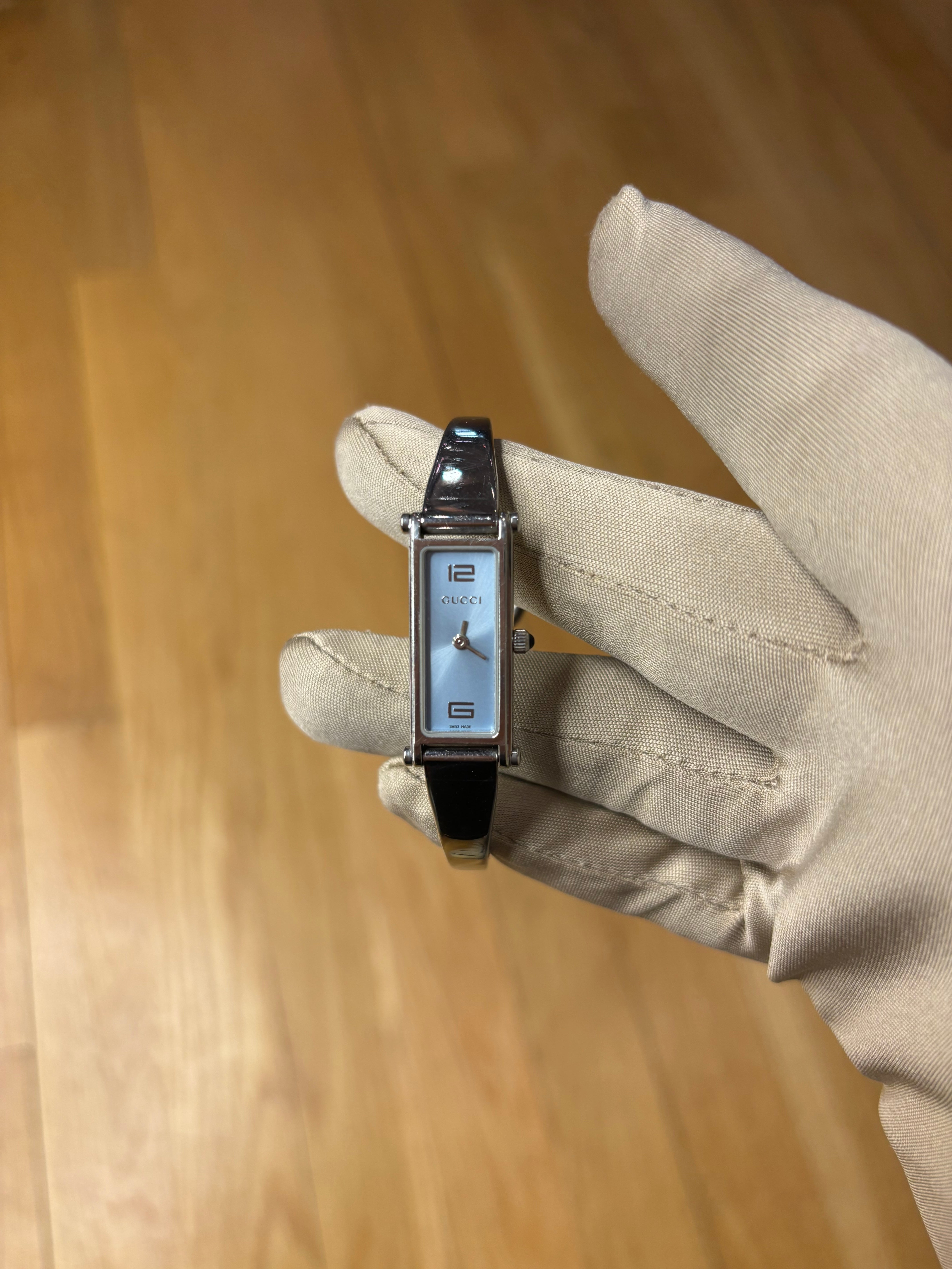 Gucci 1500L Blue 12&6 Dial