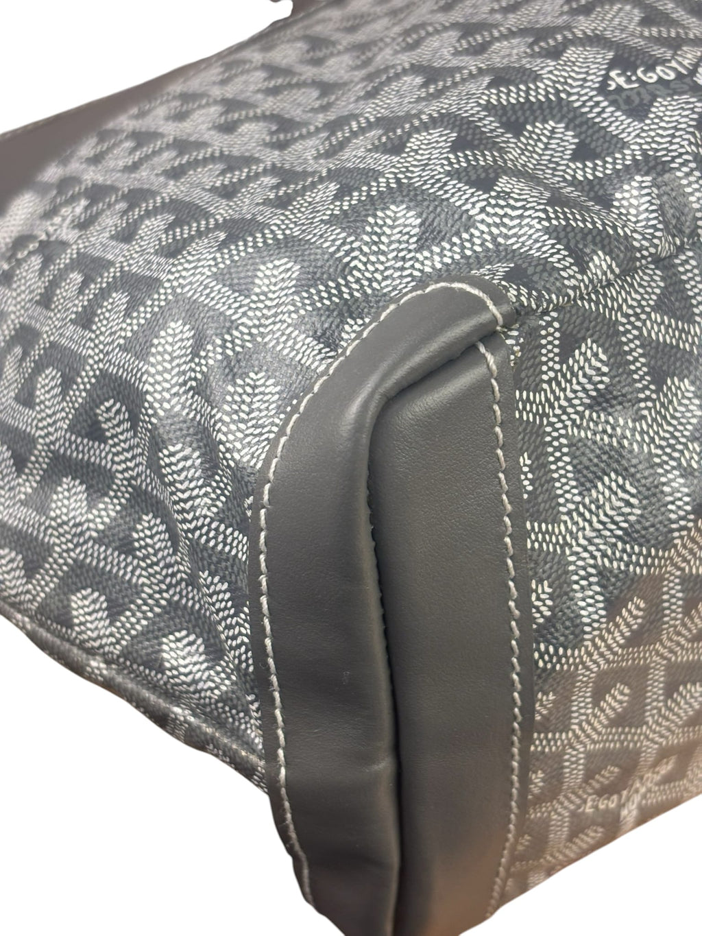 Goyard Grey Leather Bellechasse Medium Tote