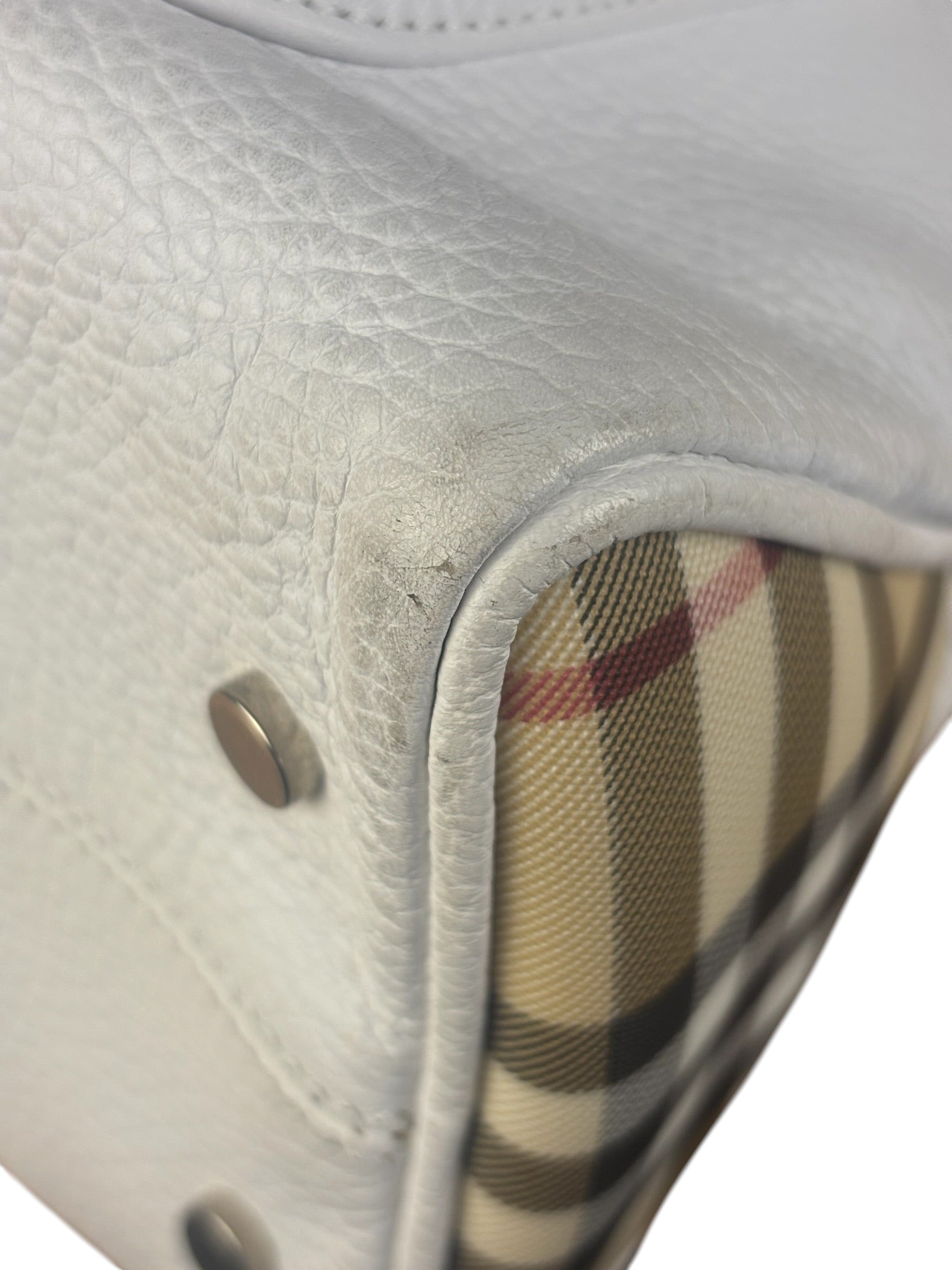 Burberry White Pebbled Leather Shoulder Bag
