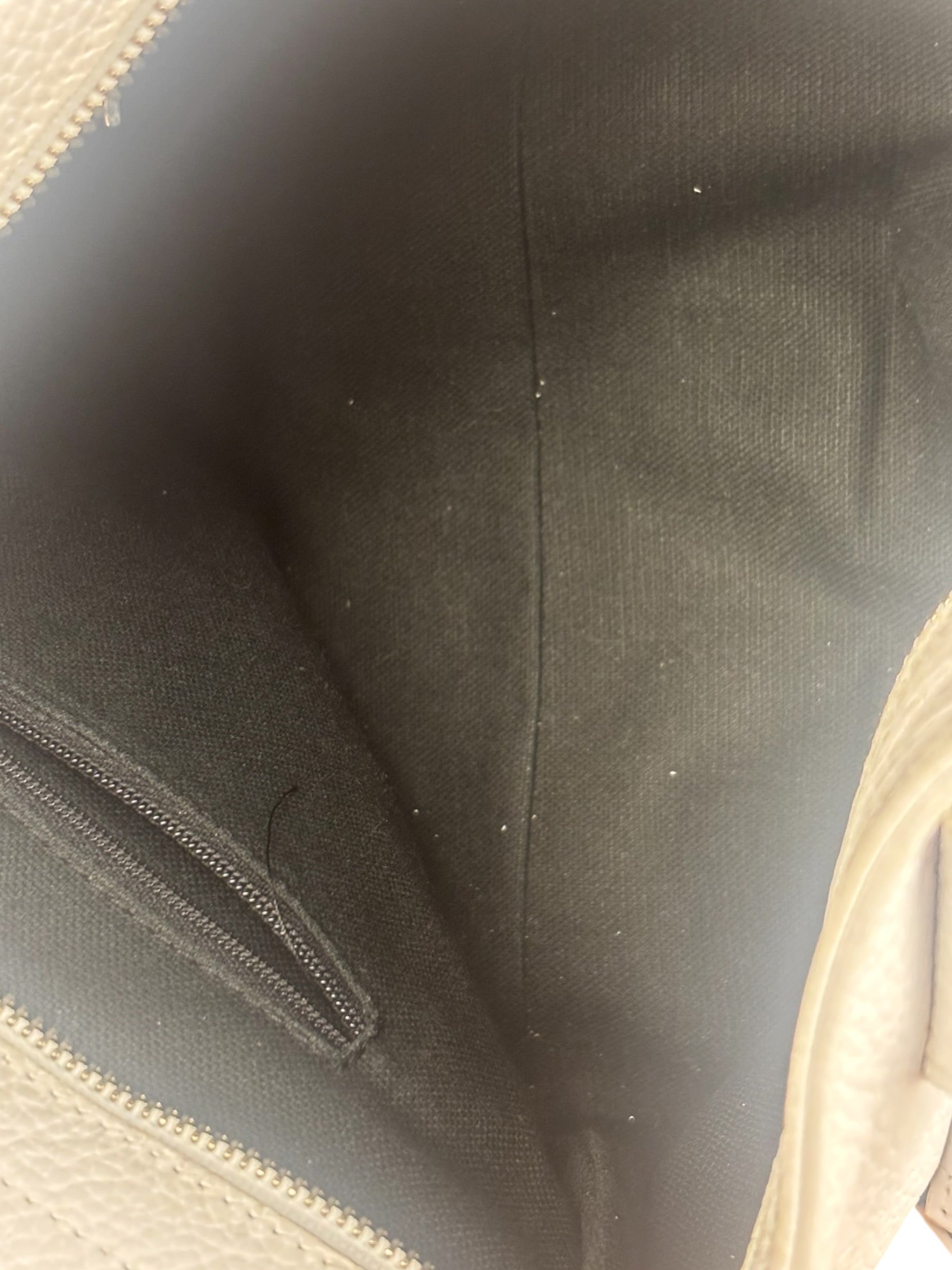 Burberry White Pebbled Leather Shoulder Bag