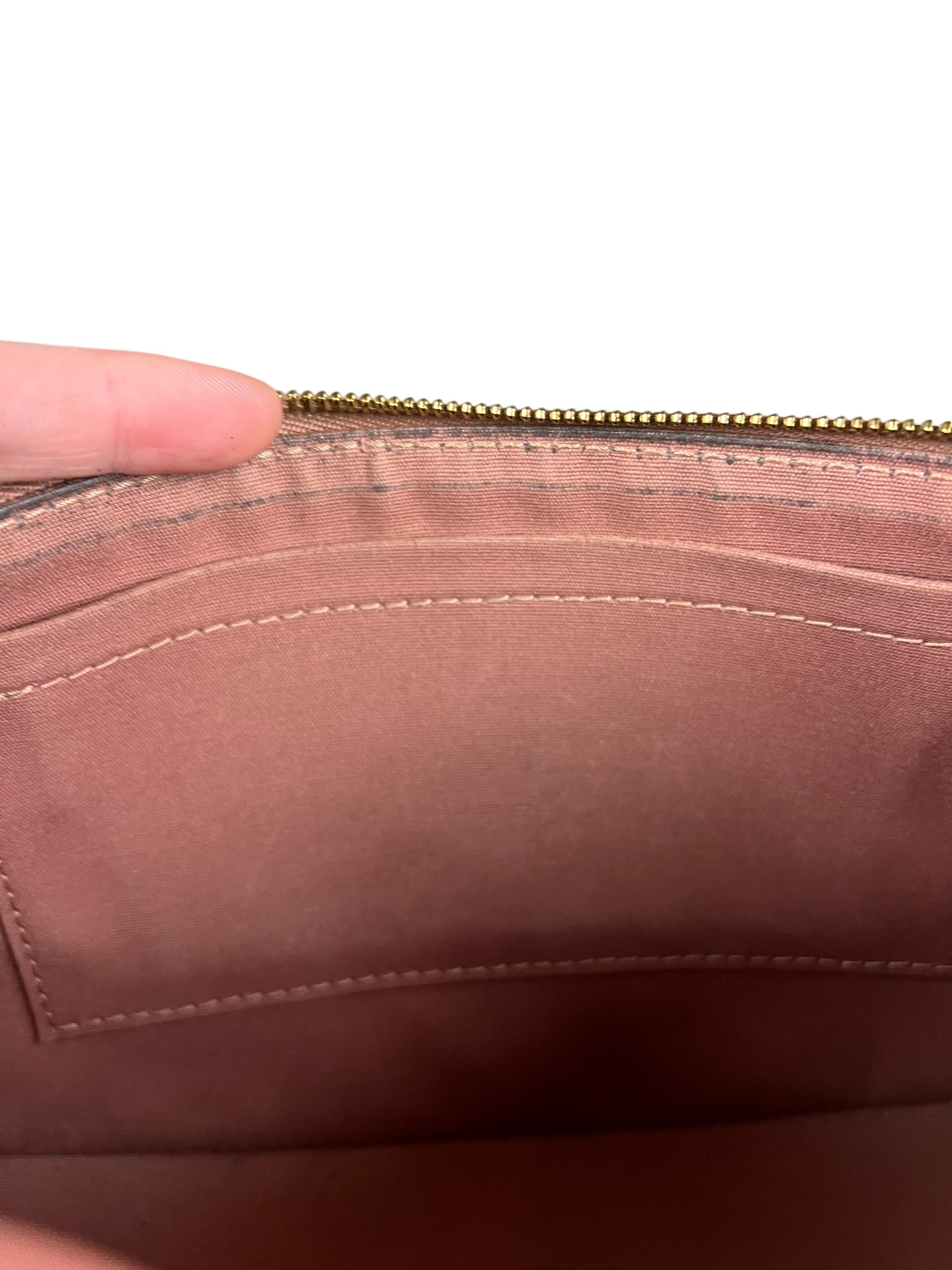 Louis Vuitton Monogram Vernis Pochette Beige