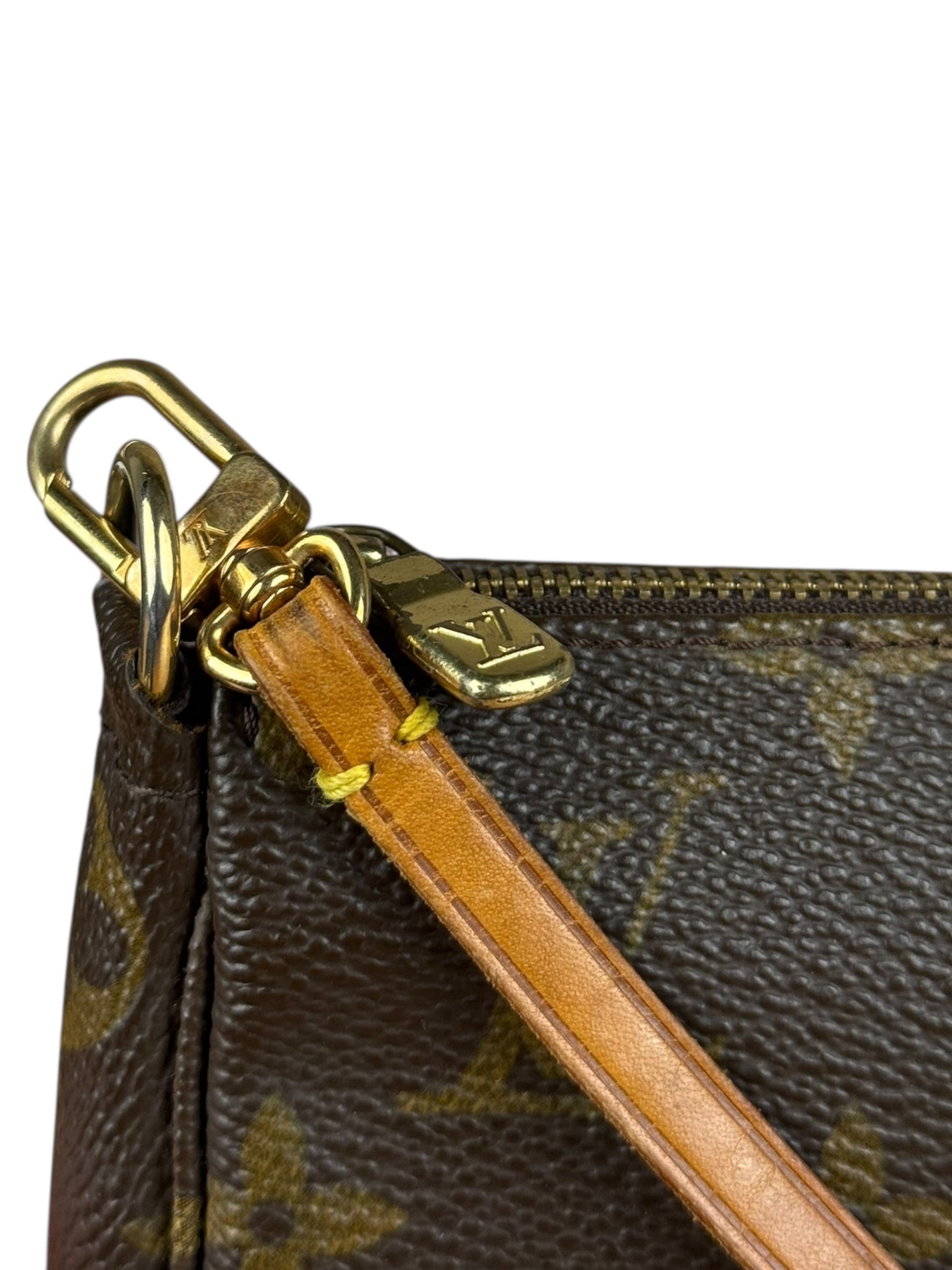 Louis Vuitton Monogram Pochette