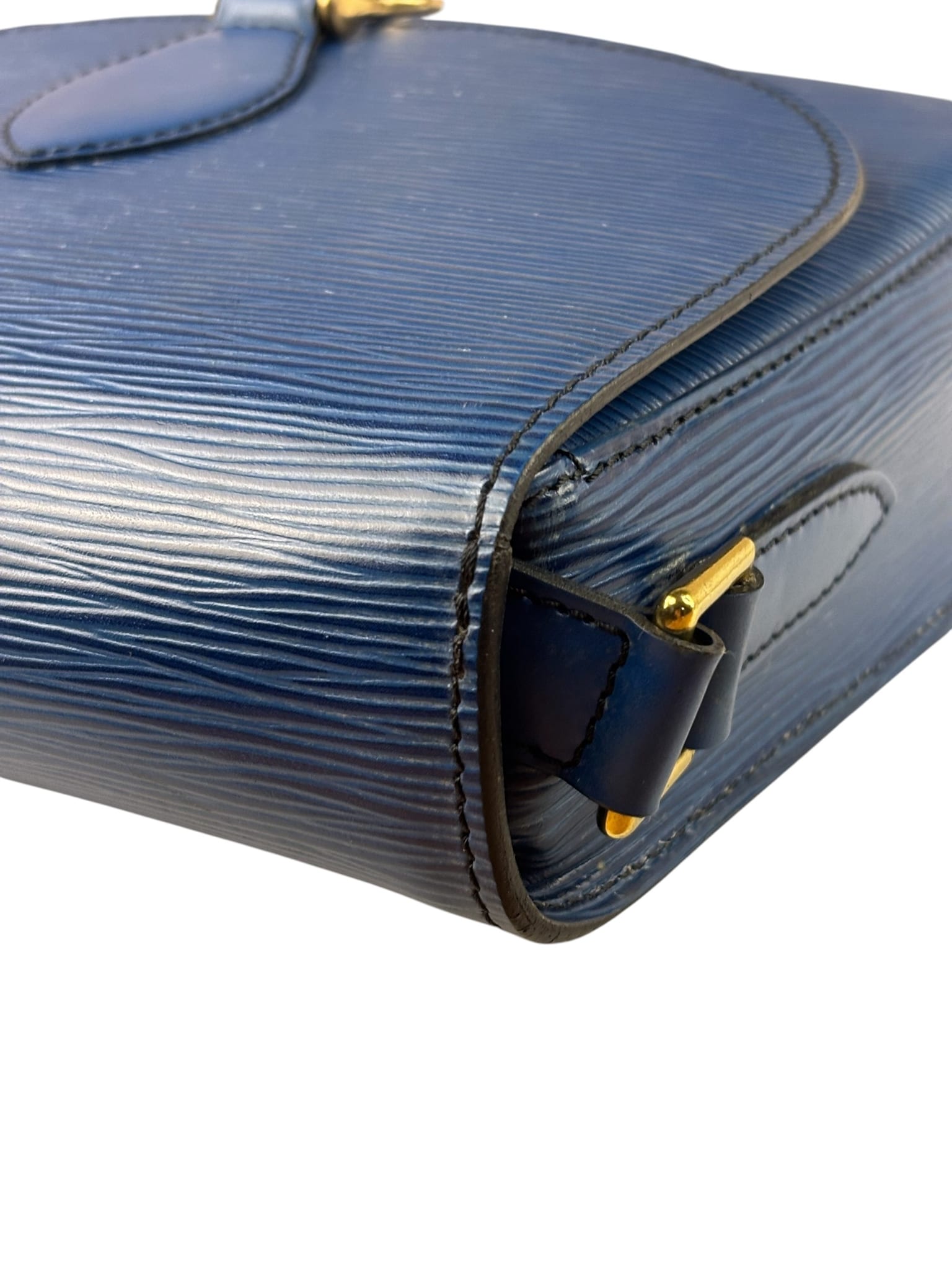 Louis Vuitton Vintage Blue Epi Saint Cloud GM Crossbody