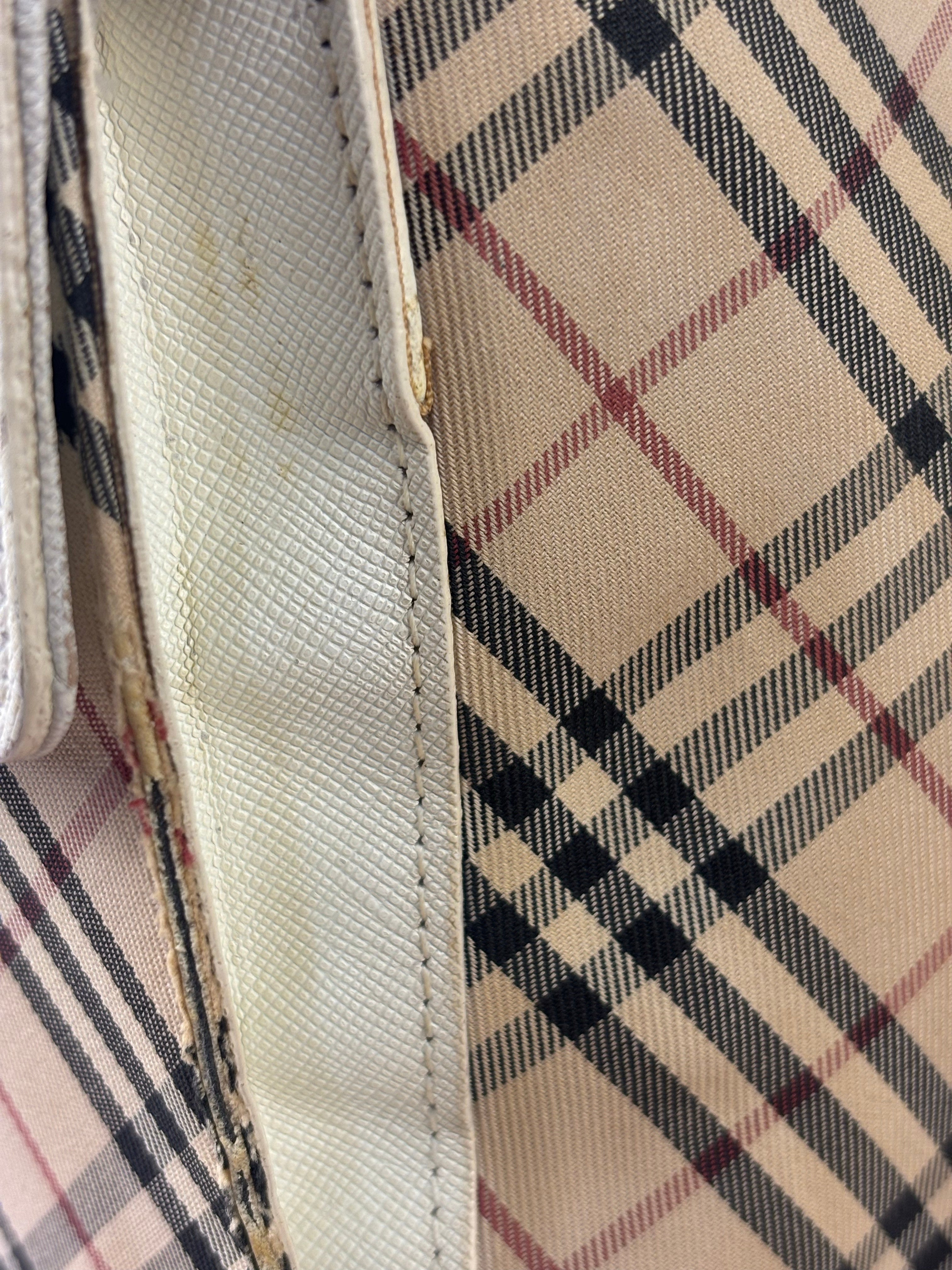 Burberry White Leather Trim Nova Check Shoulder Bag