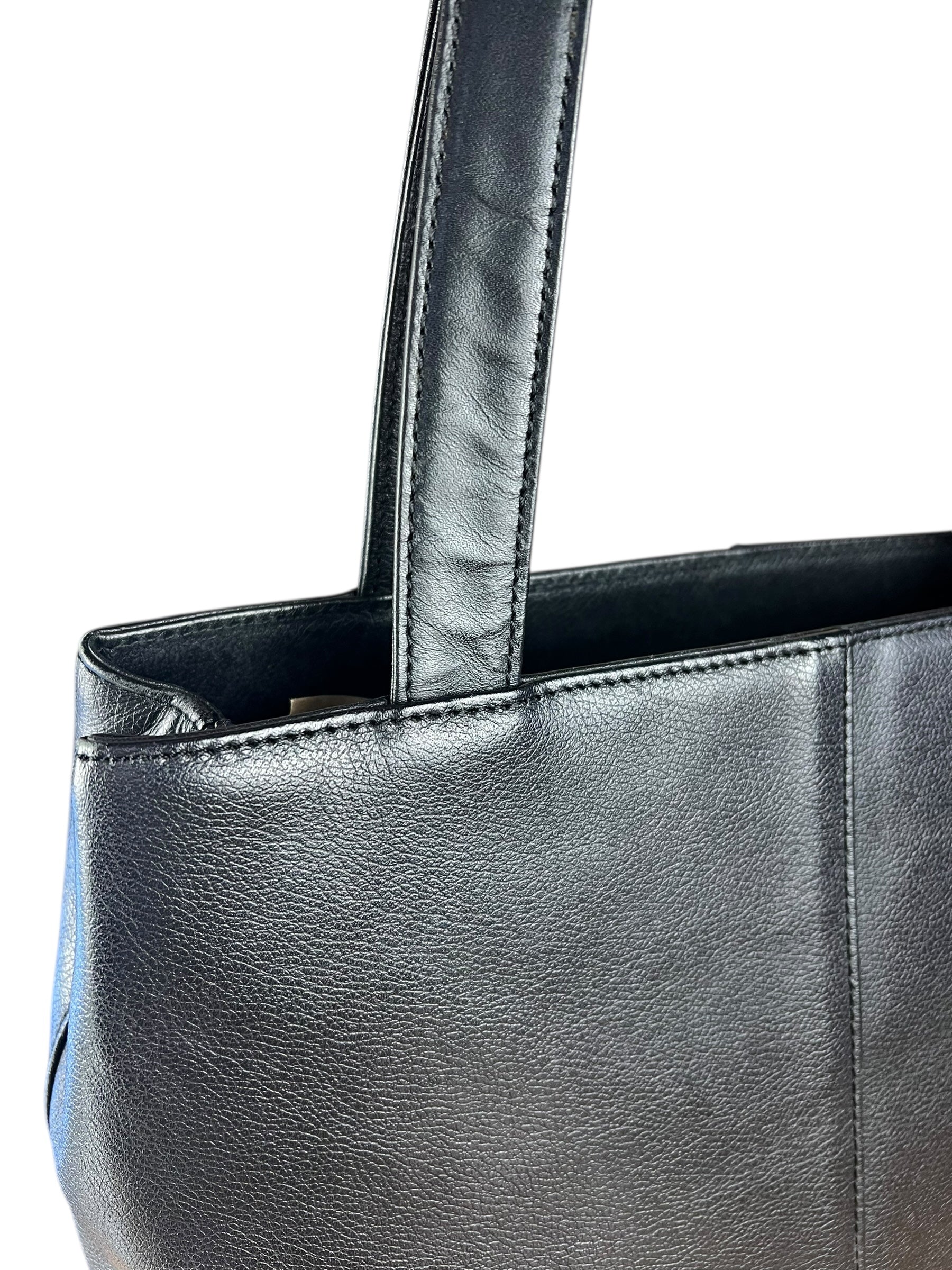 Burberry Black Leather Shoulder Tote