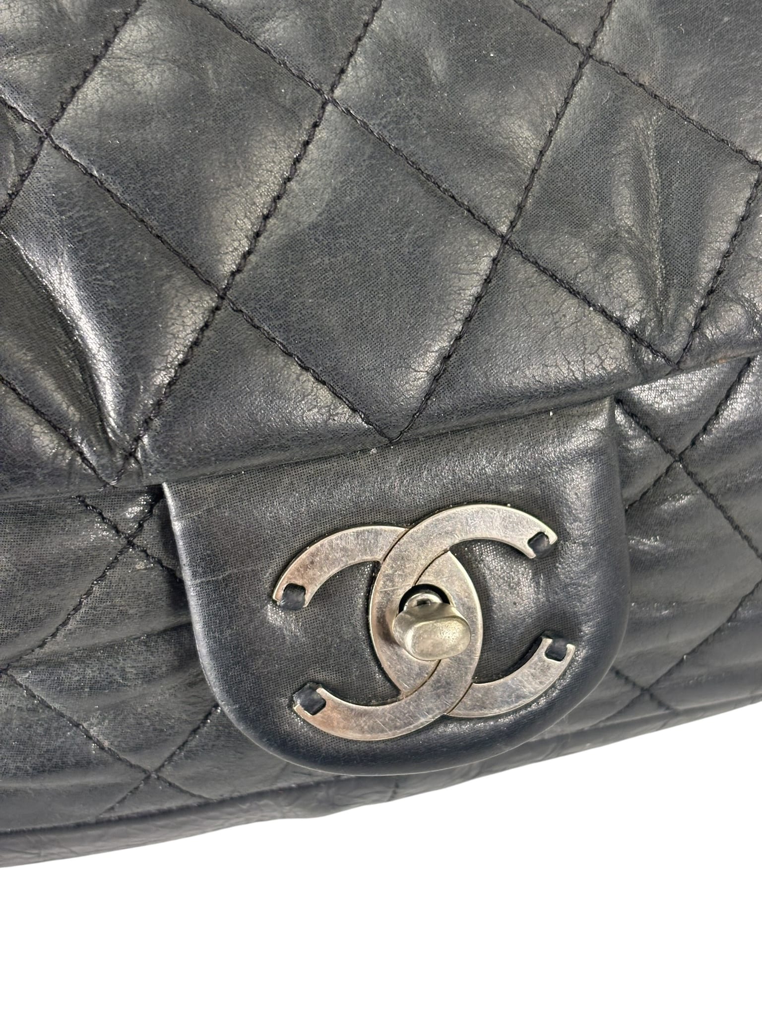 Chanel Black/Grey Quilted Calfskin Matelassè Iridescent Flap Bag 2009