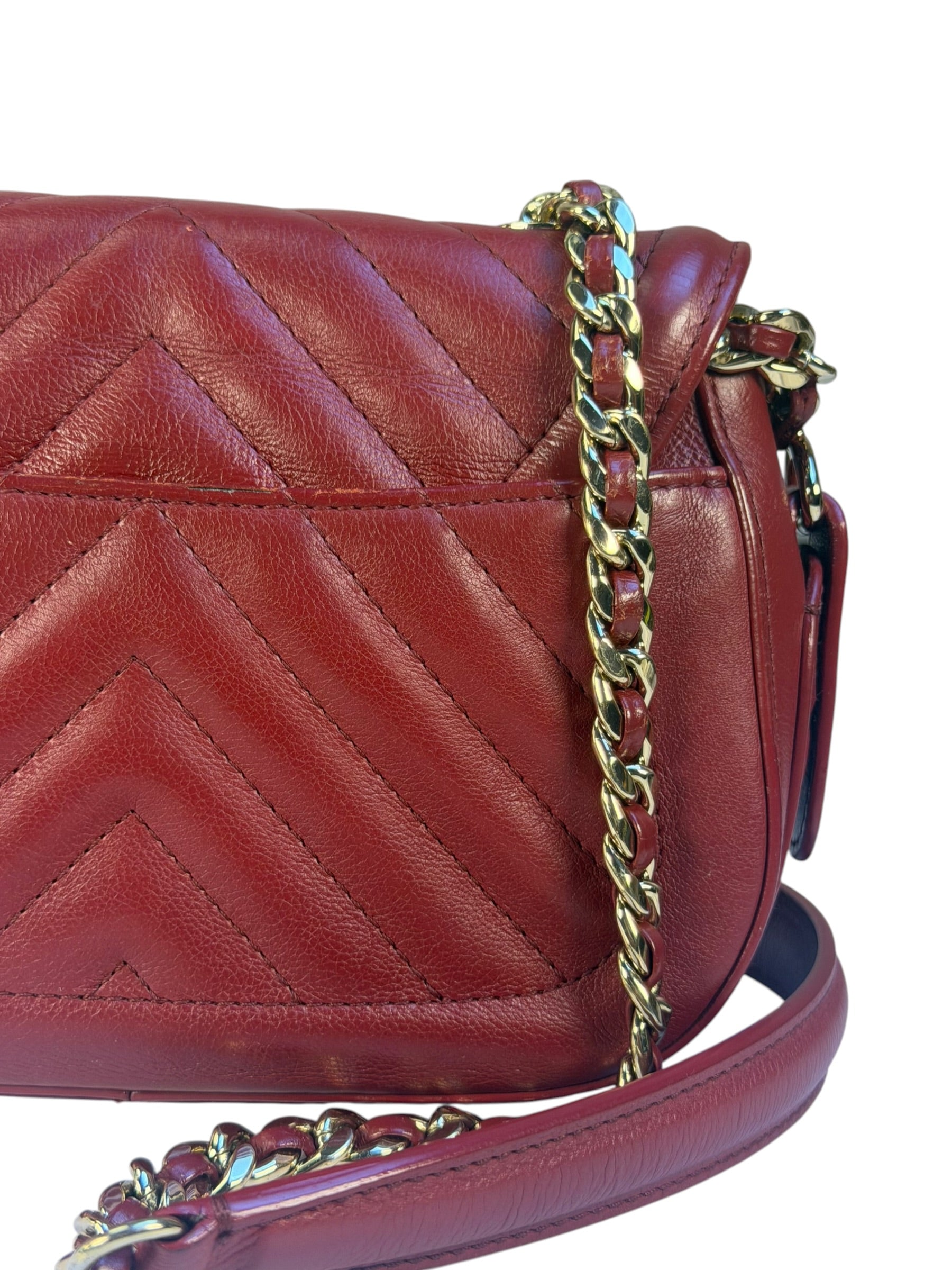 Chanel Burgundy Chevron-Quilted Leather Flap Crossbody 2018