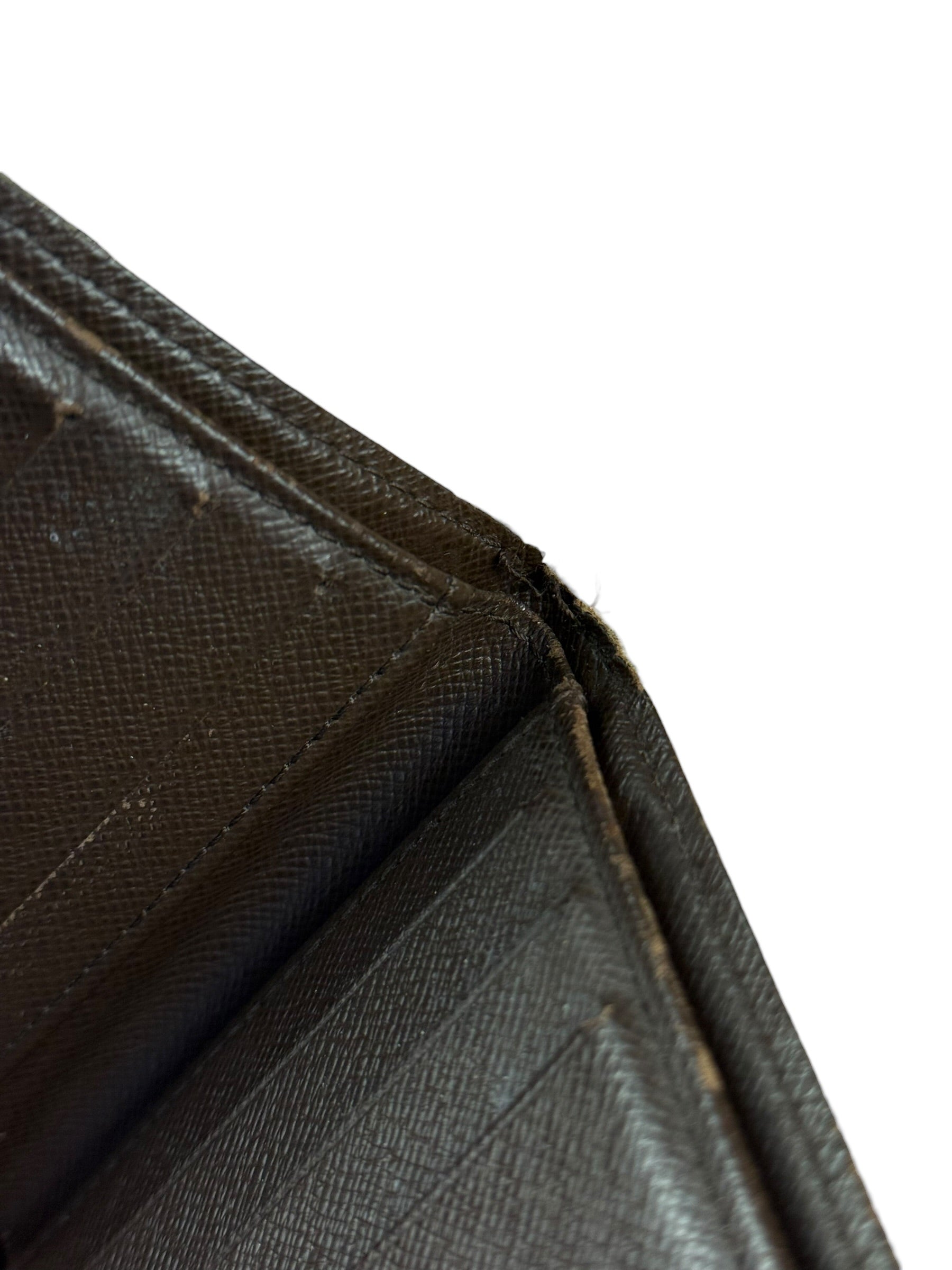 Louis Vuitton Vintage Damier Bifold Wallet