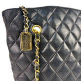 Chanel Vintage Black Quilted Lambskin Chain Shoulder Bag 1989